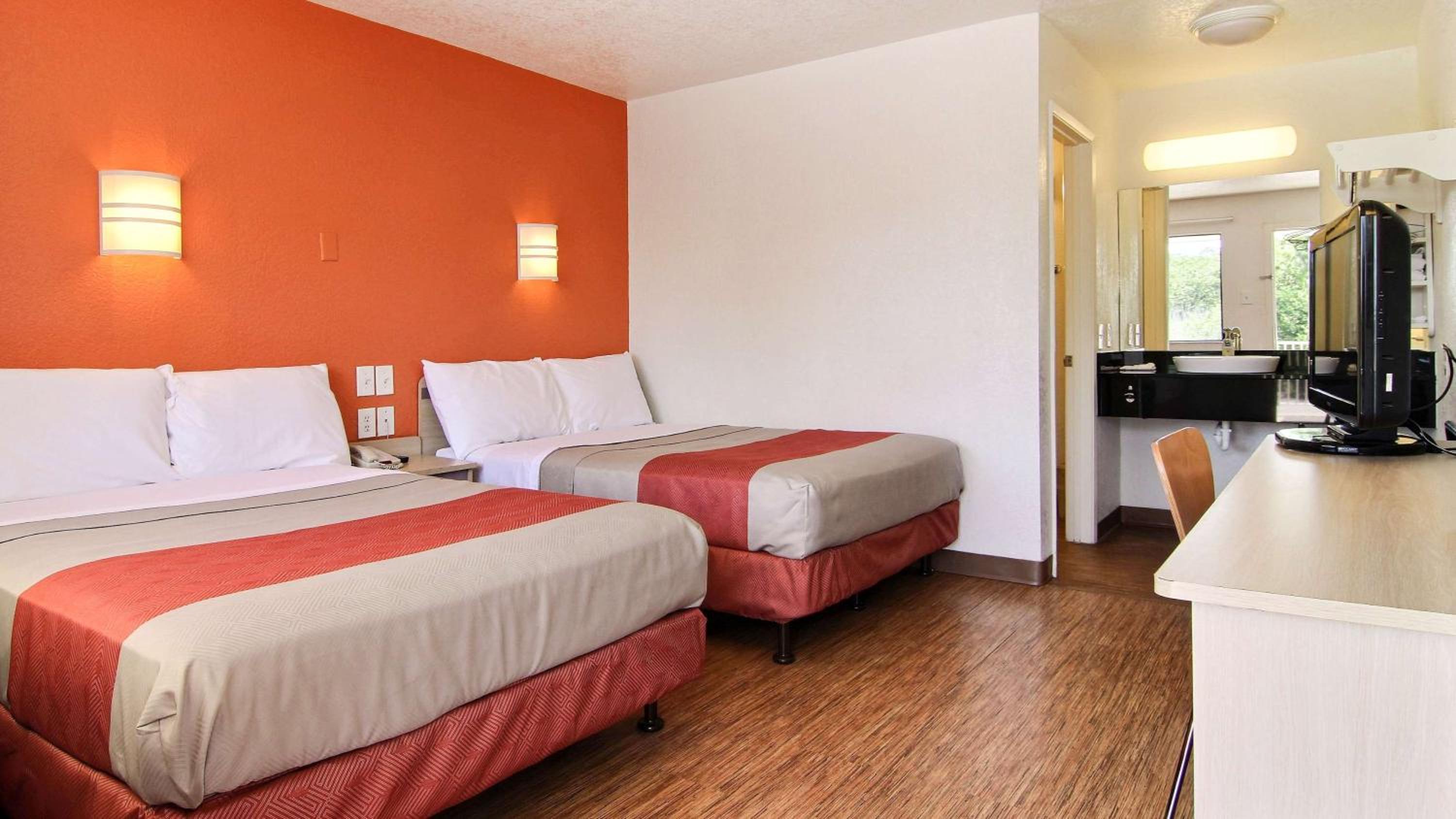 Quadruple Room photo 2