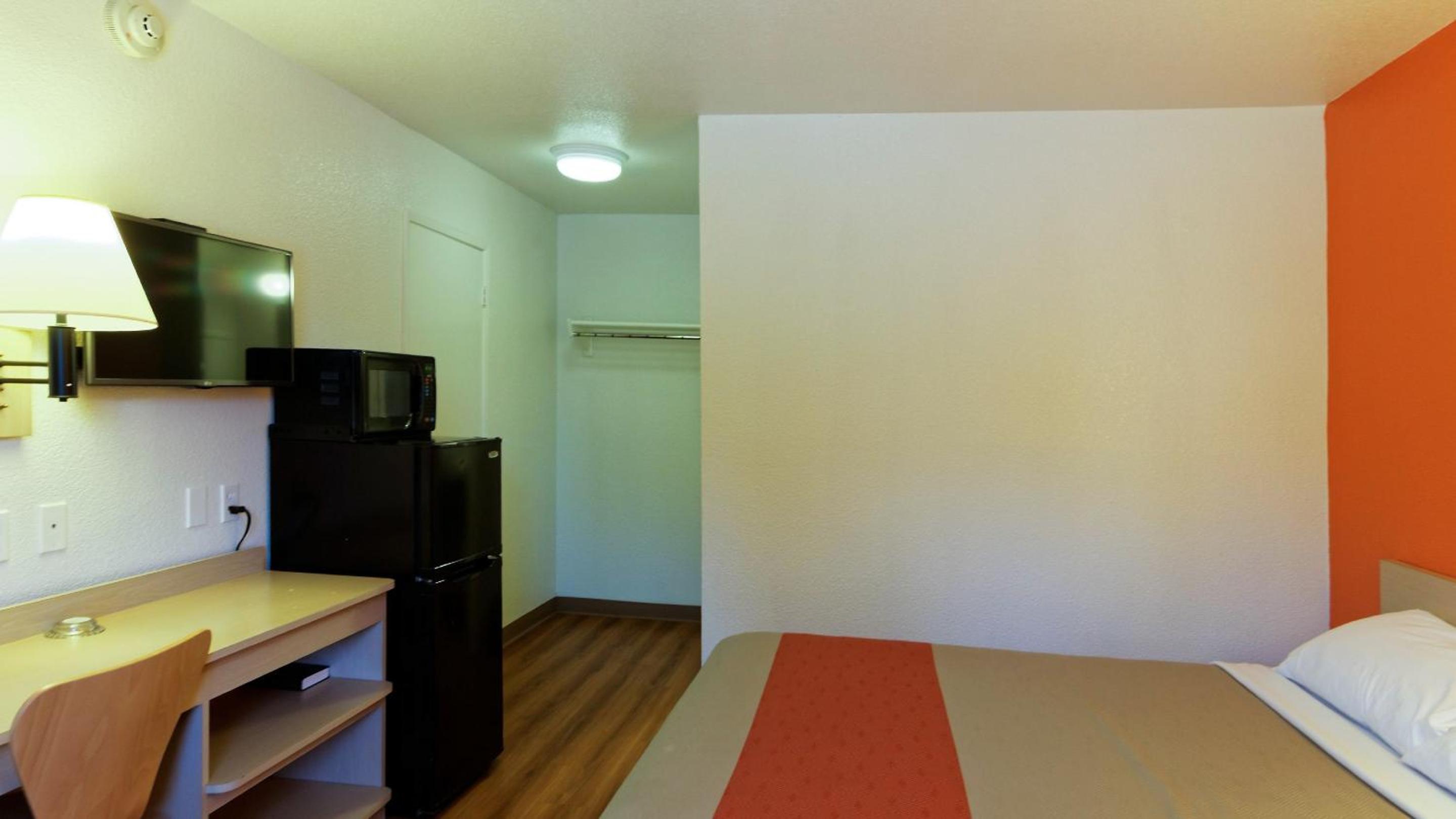 Deluxe Queen Room photo 1