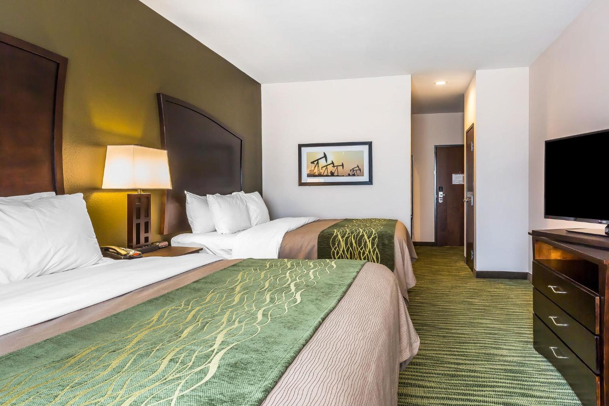 Queen Room with Two Queen Beds - Accessible/Non-Smoking  photo 1