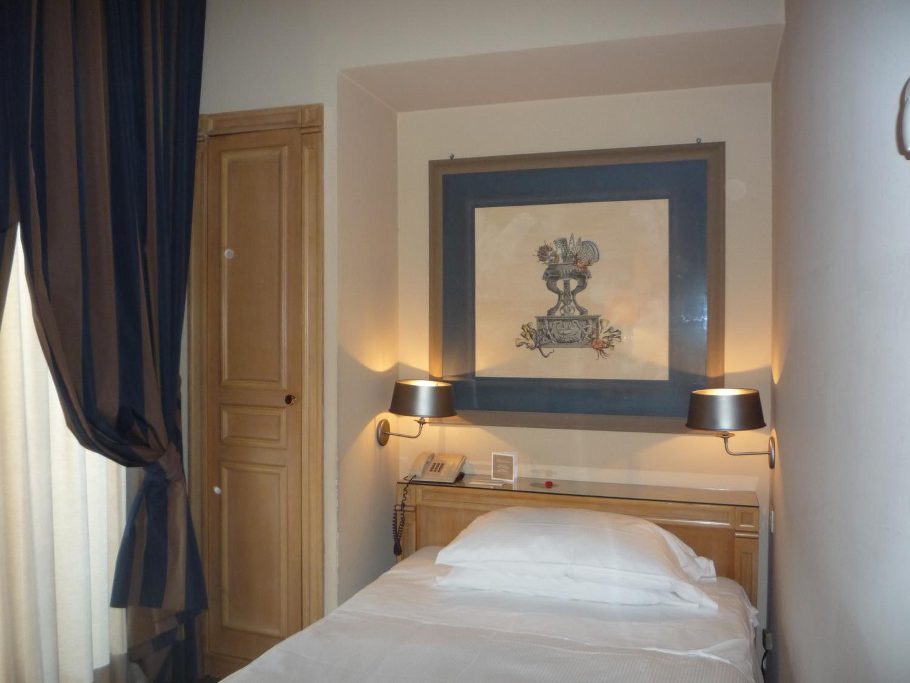 Classic Single Room