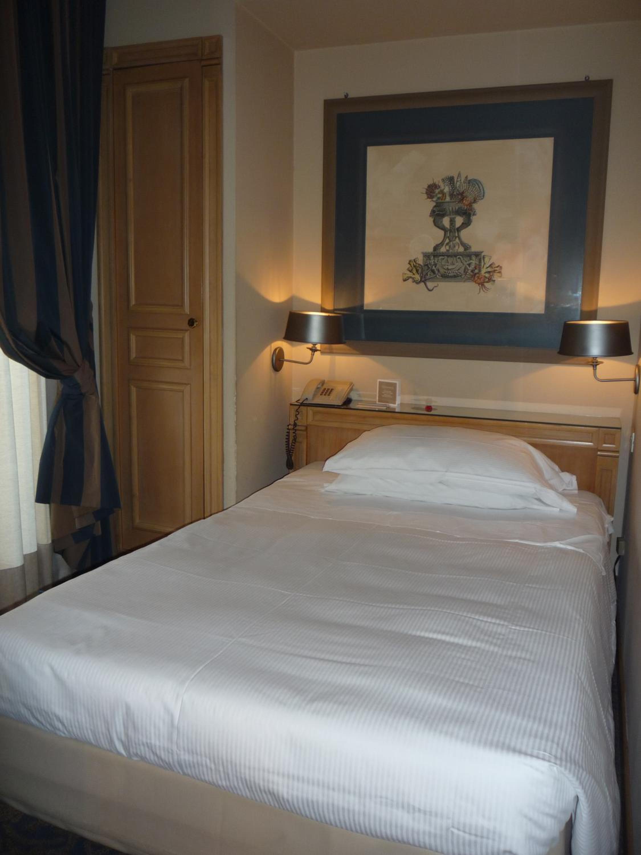 Classic Single Room