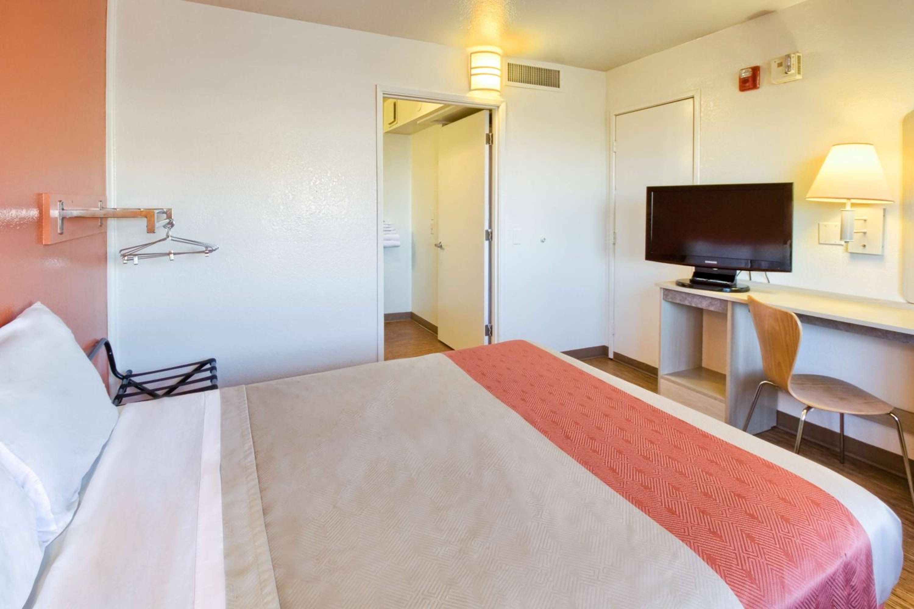 Motel 6-Pendleton, OR, Photo 6