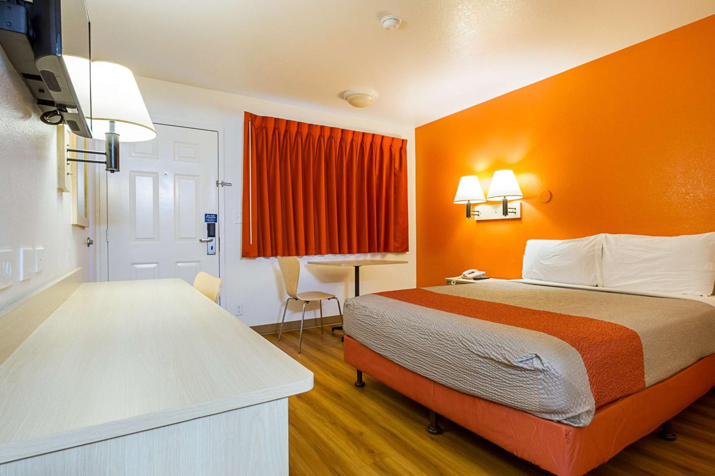 Deluxe Queen Room photo 3