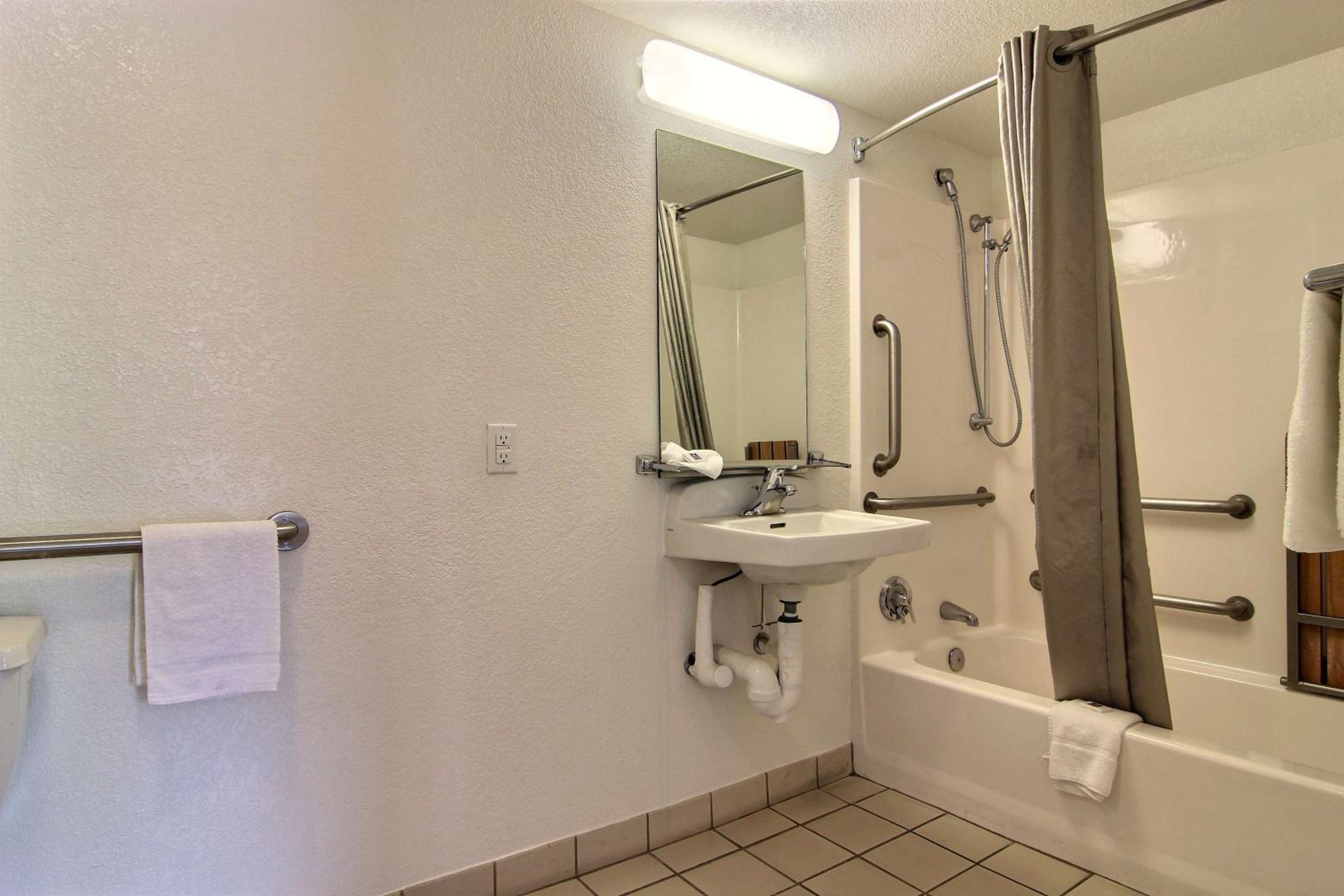 King Room - Disability Access