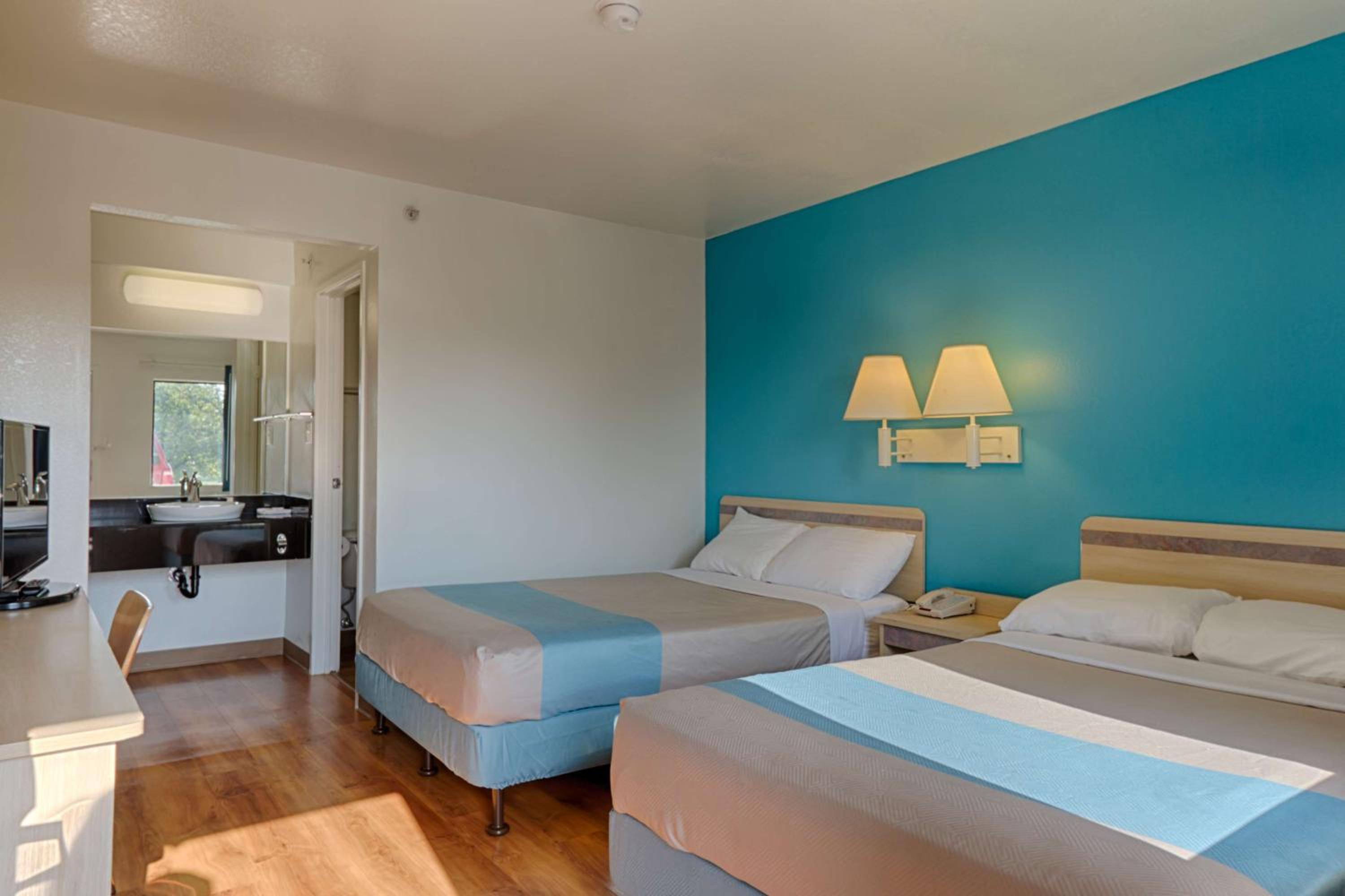 Deluxe Quadruple Room photo 1