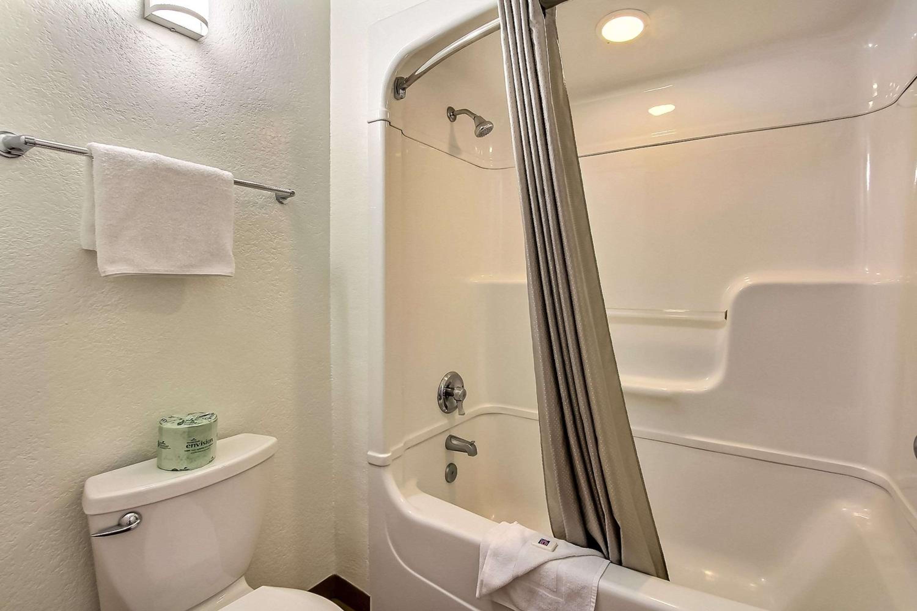 Deluxe Quadruple Room photo 3