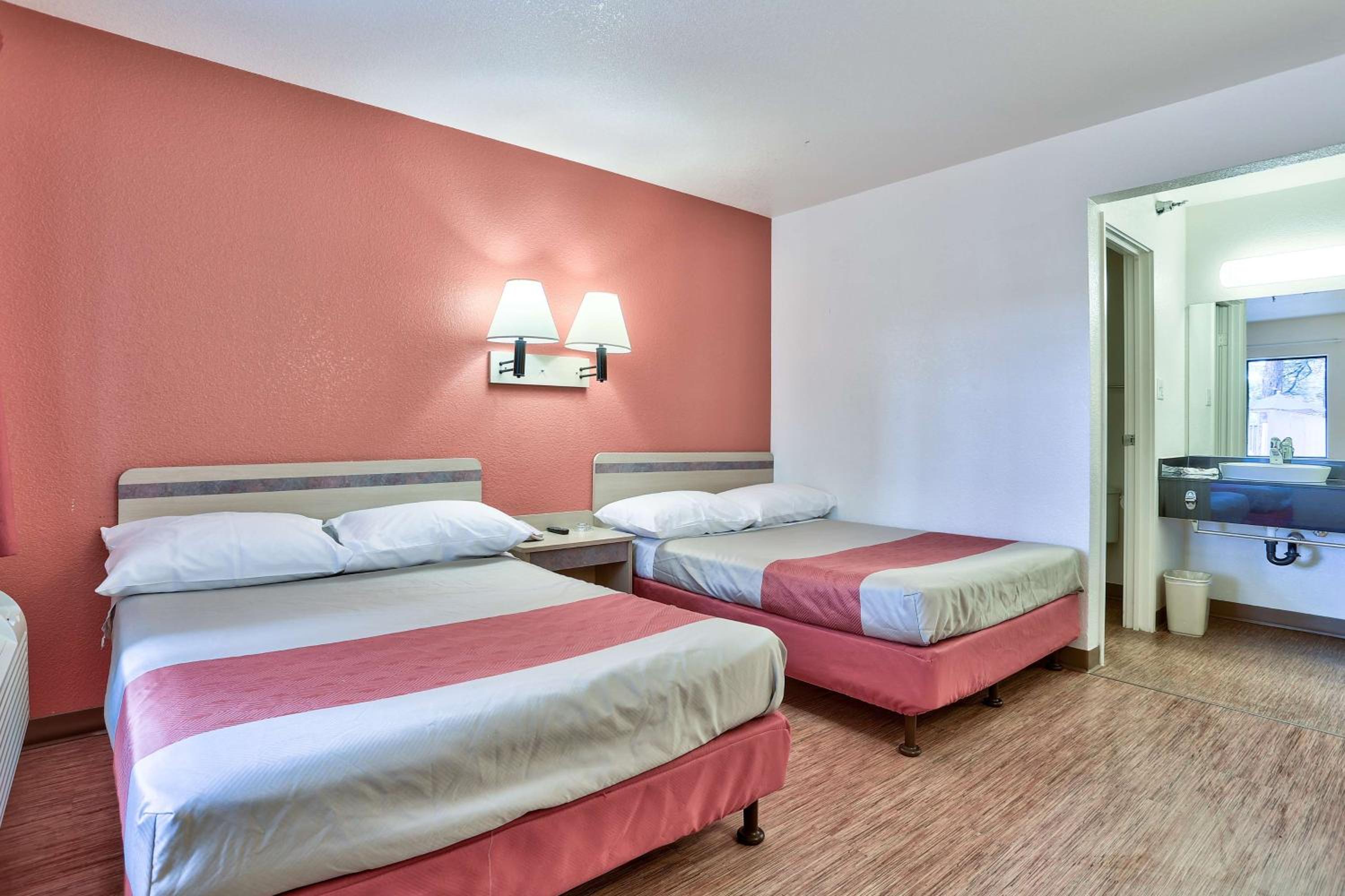 Quadruple Room photo 1