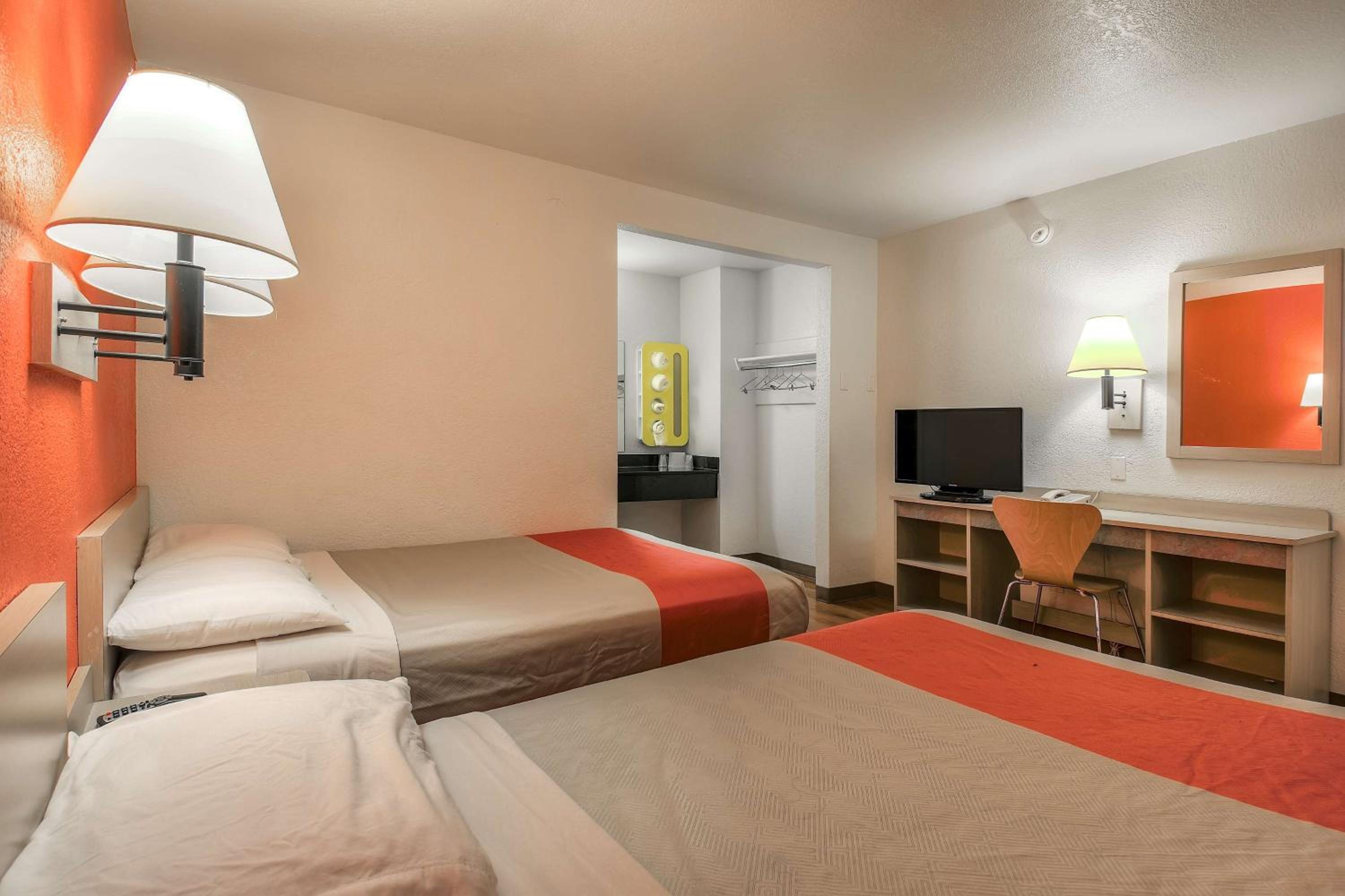Quadruple Room photo 3