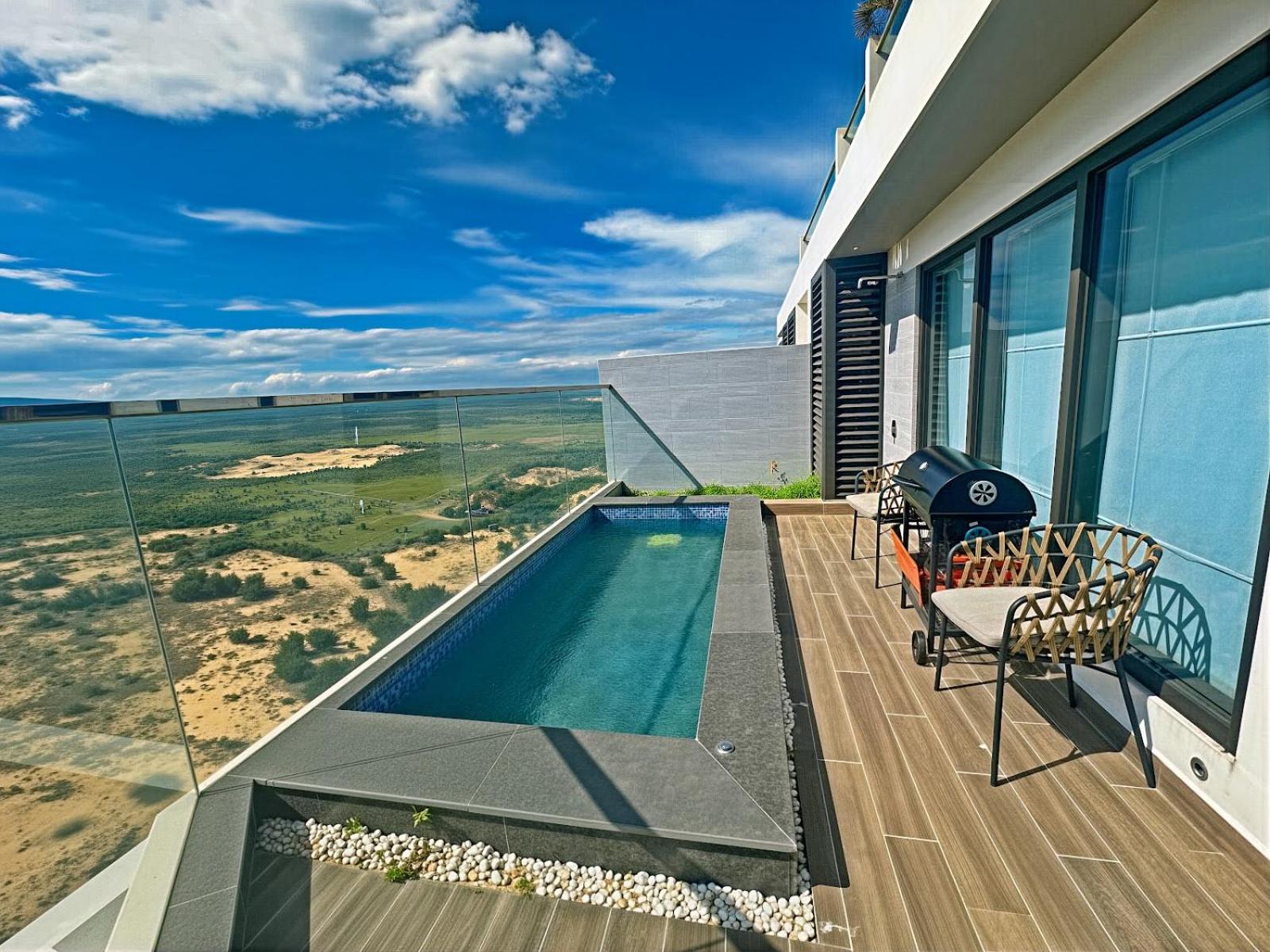 Junior Suite with Private Pool