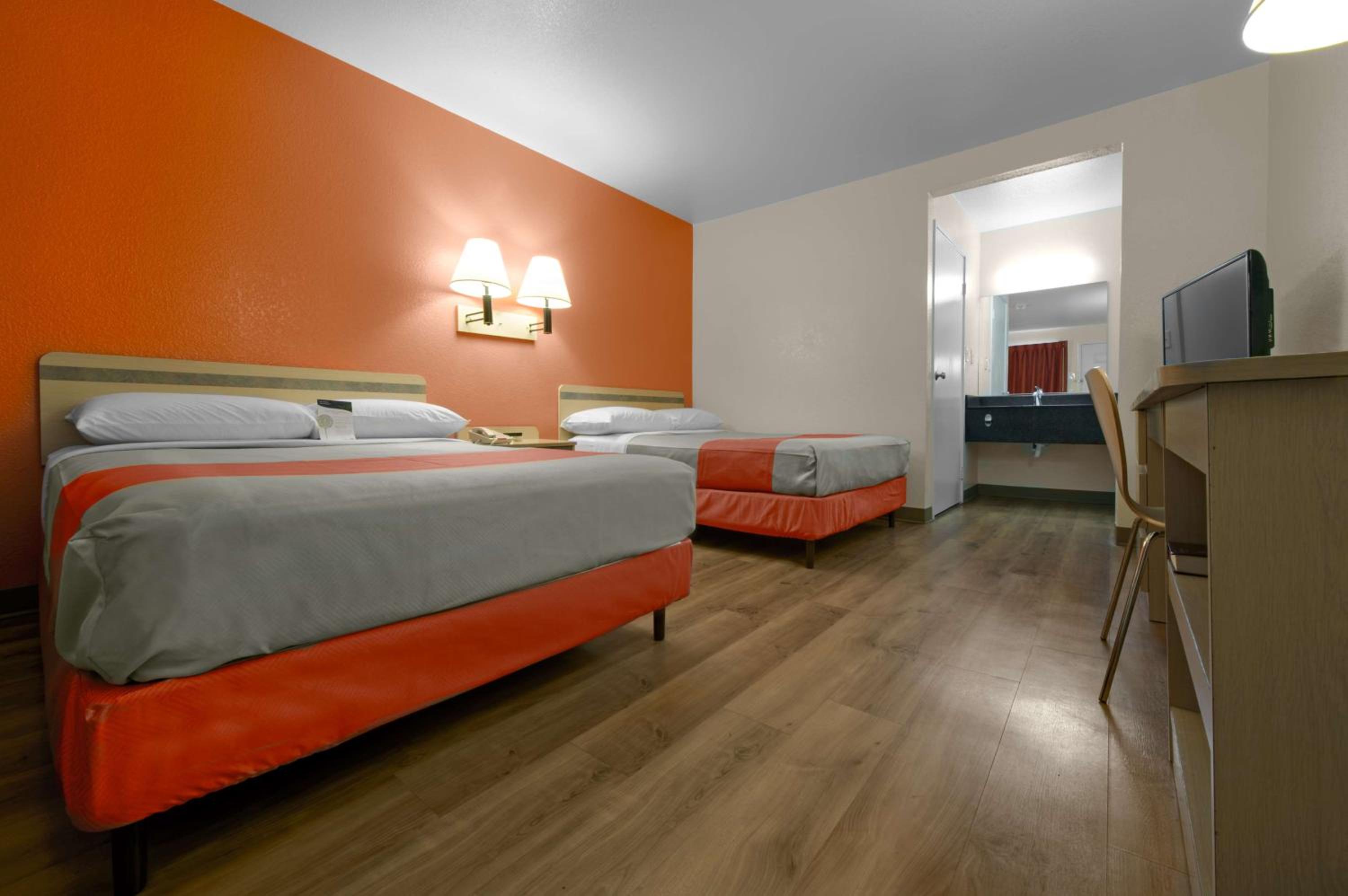 Queen Room with Two Queen Beds - Photo 1
