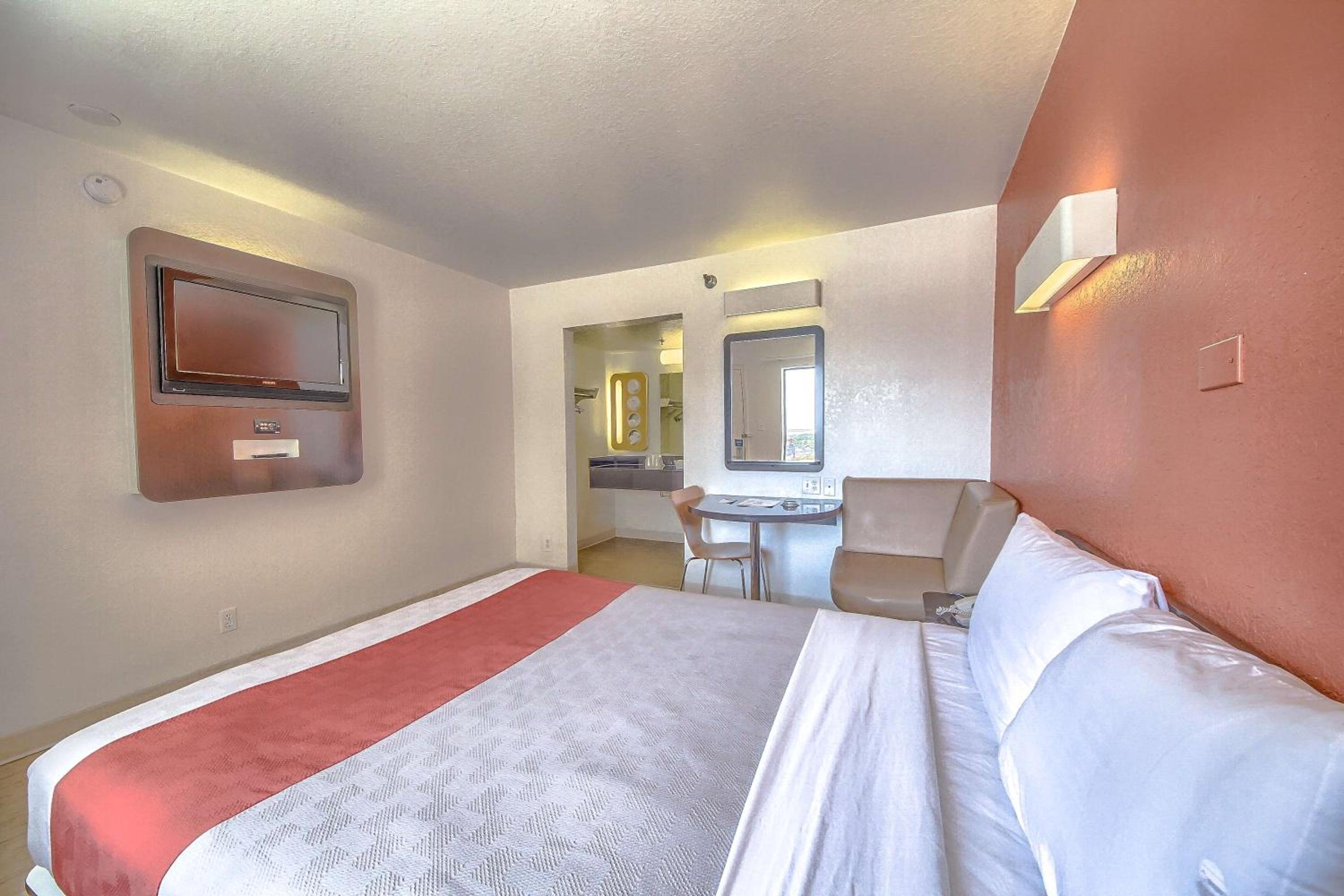Motel 6 San Antonio, Tx Six Flags Fiesta TX - La Cantera Area, 사진 4
