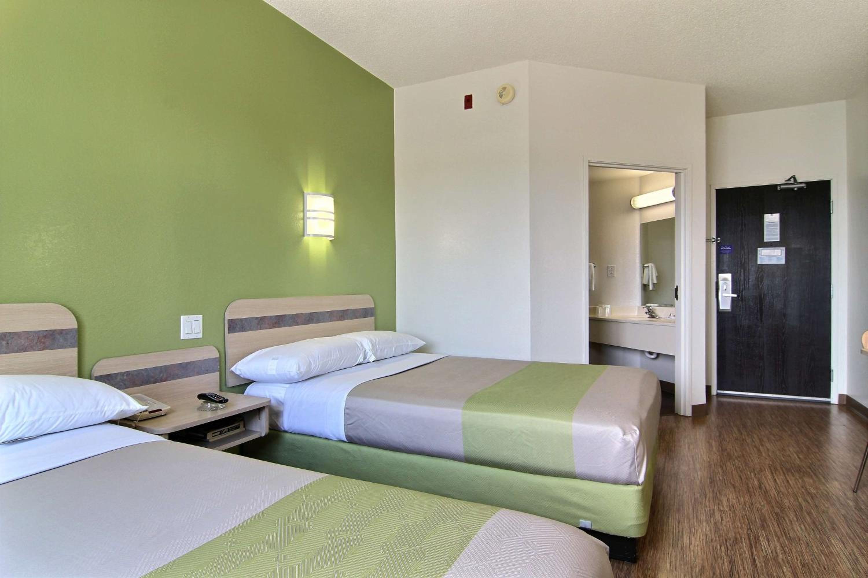 Quadruple Room photo 2