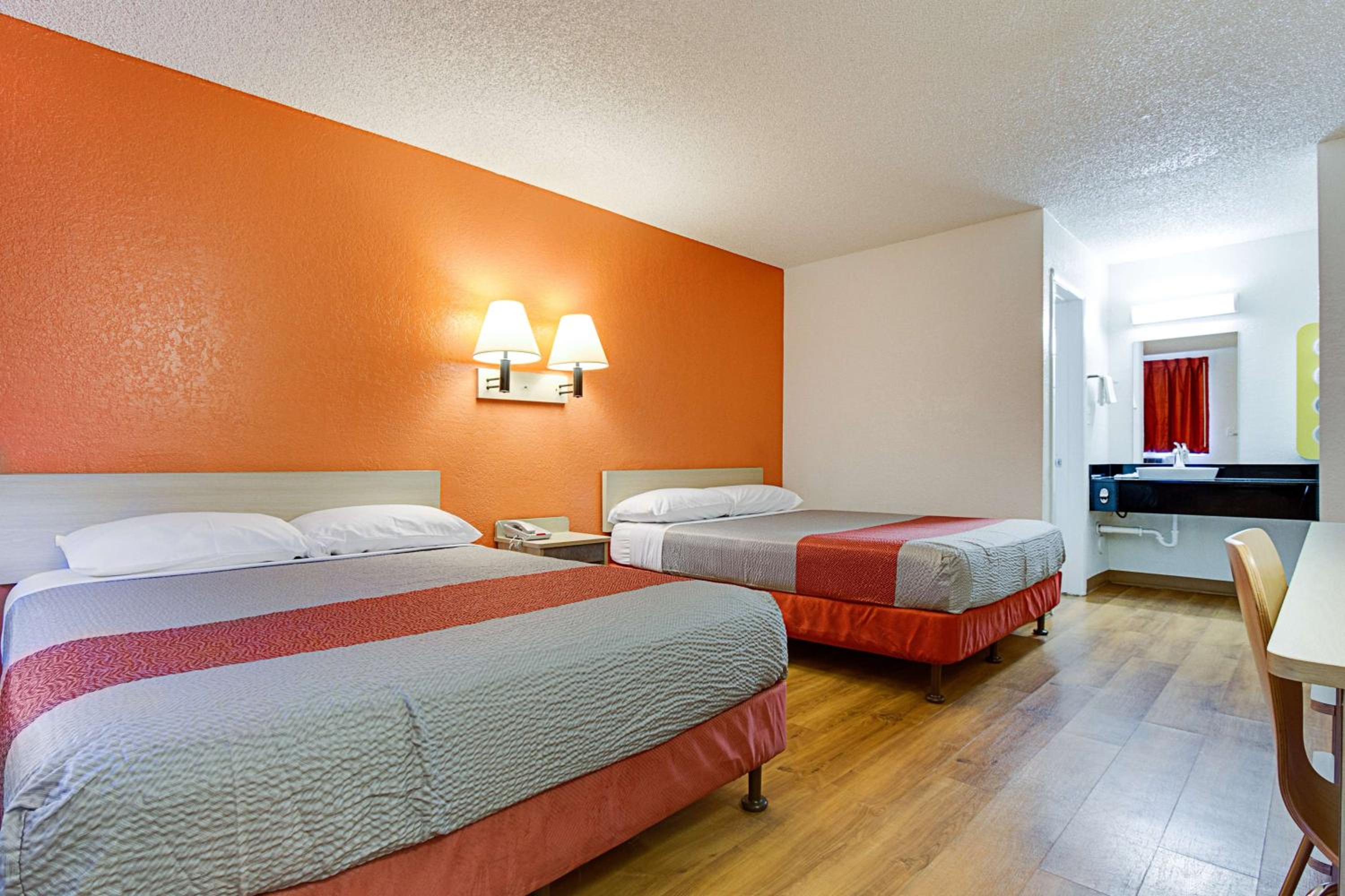 Quadruple Room photo 2