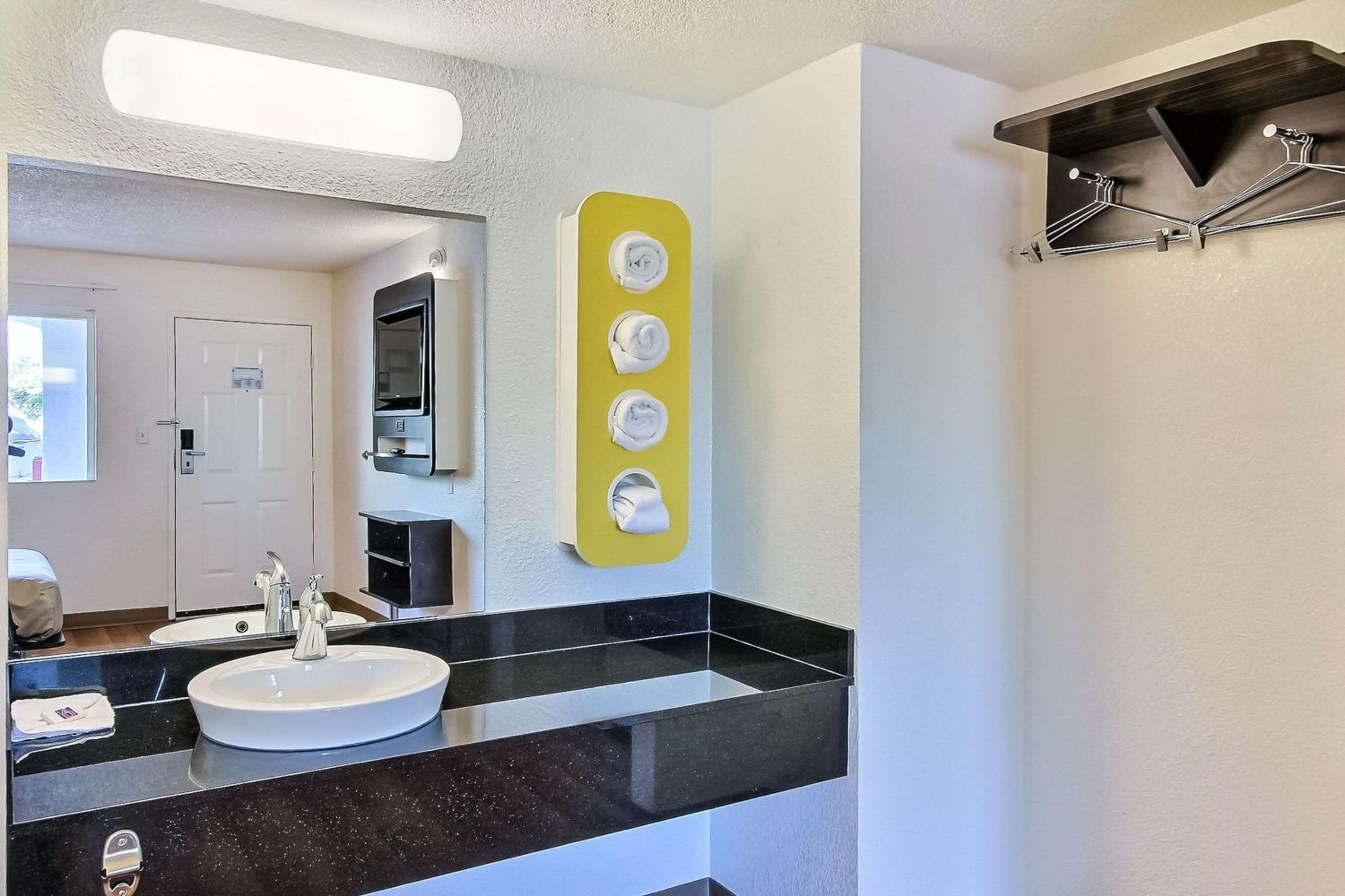 Motel 6-Campbell, CA - San Jose
