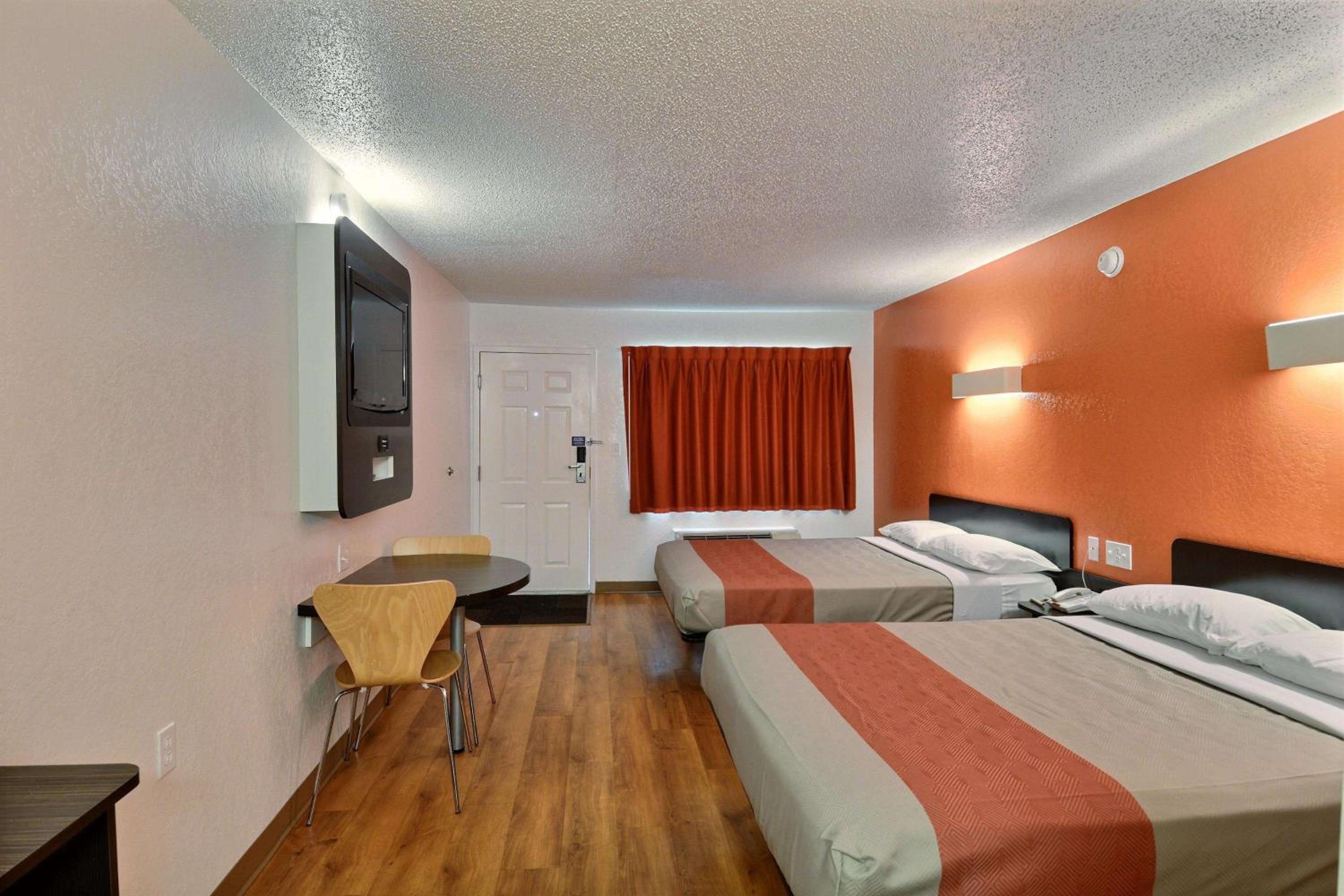 Motel 6-Tewksbury, MA - Boston, Photo 4