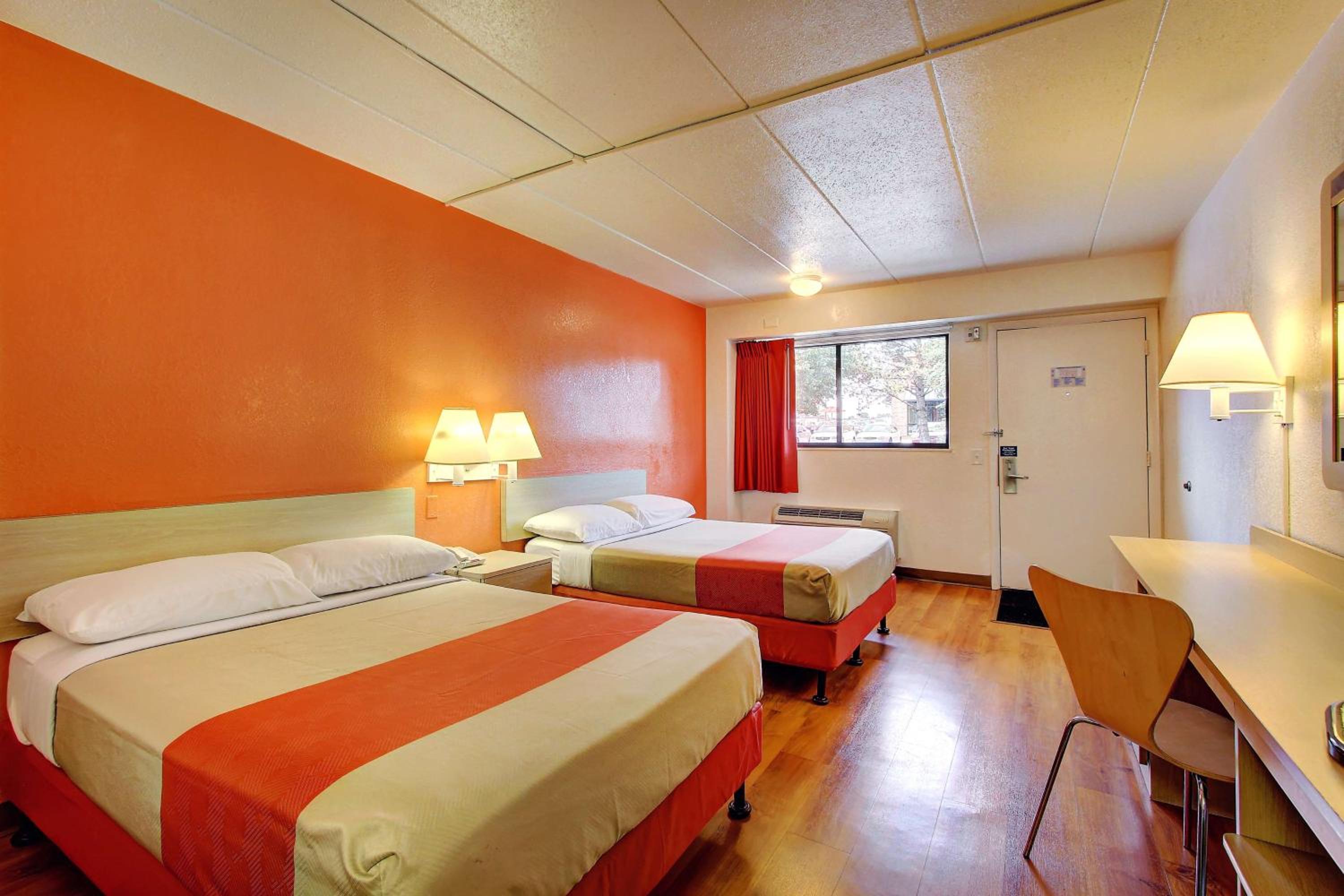 Quadruple Room - Photo 10