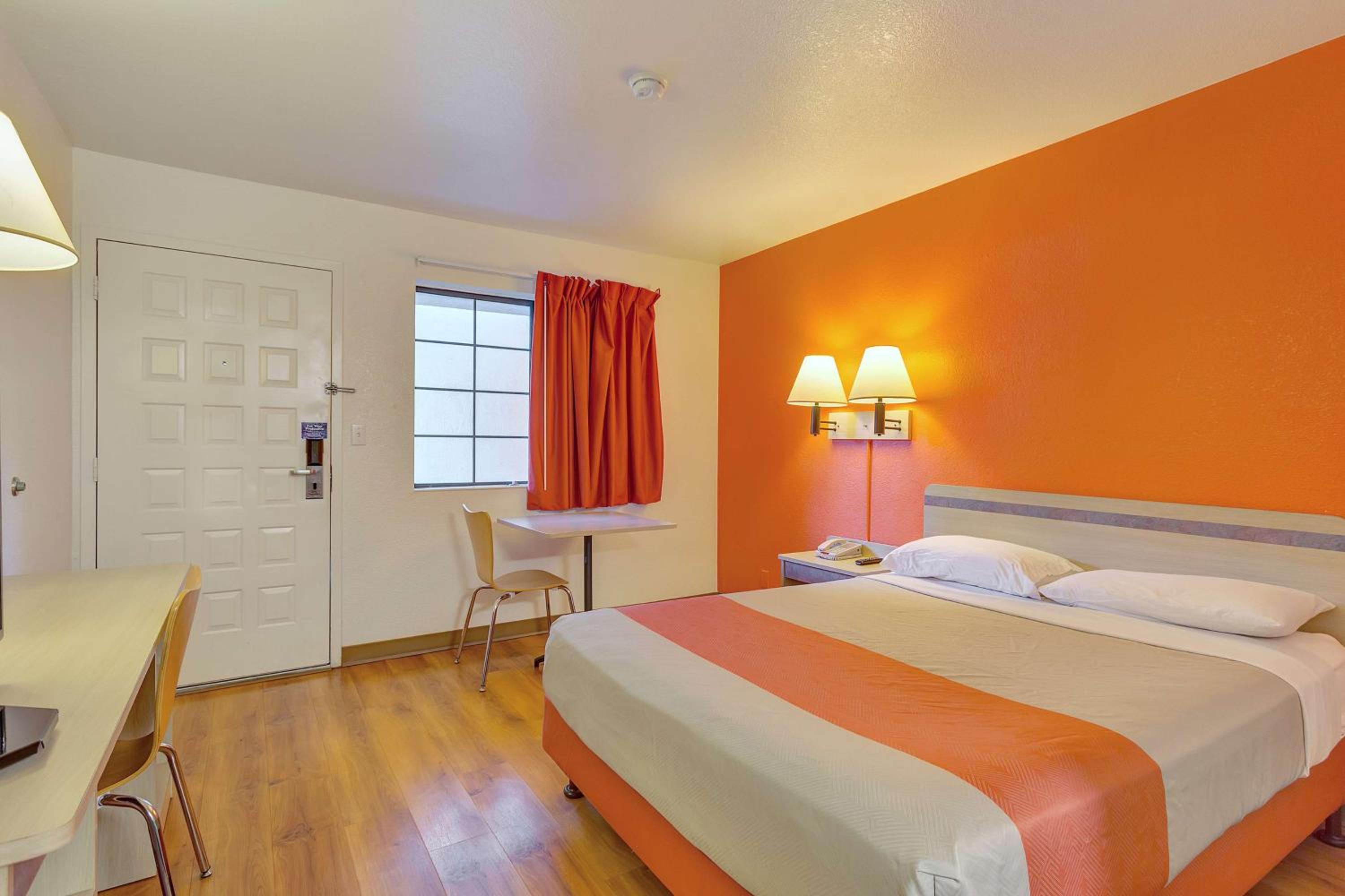 Super 8 by Wyndham Santa Rosa North, Foto 6