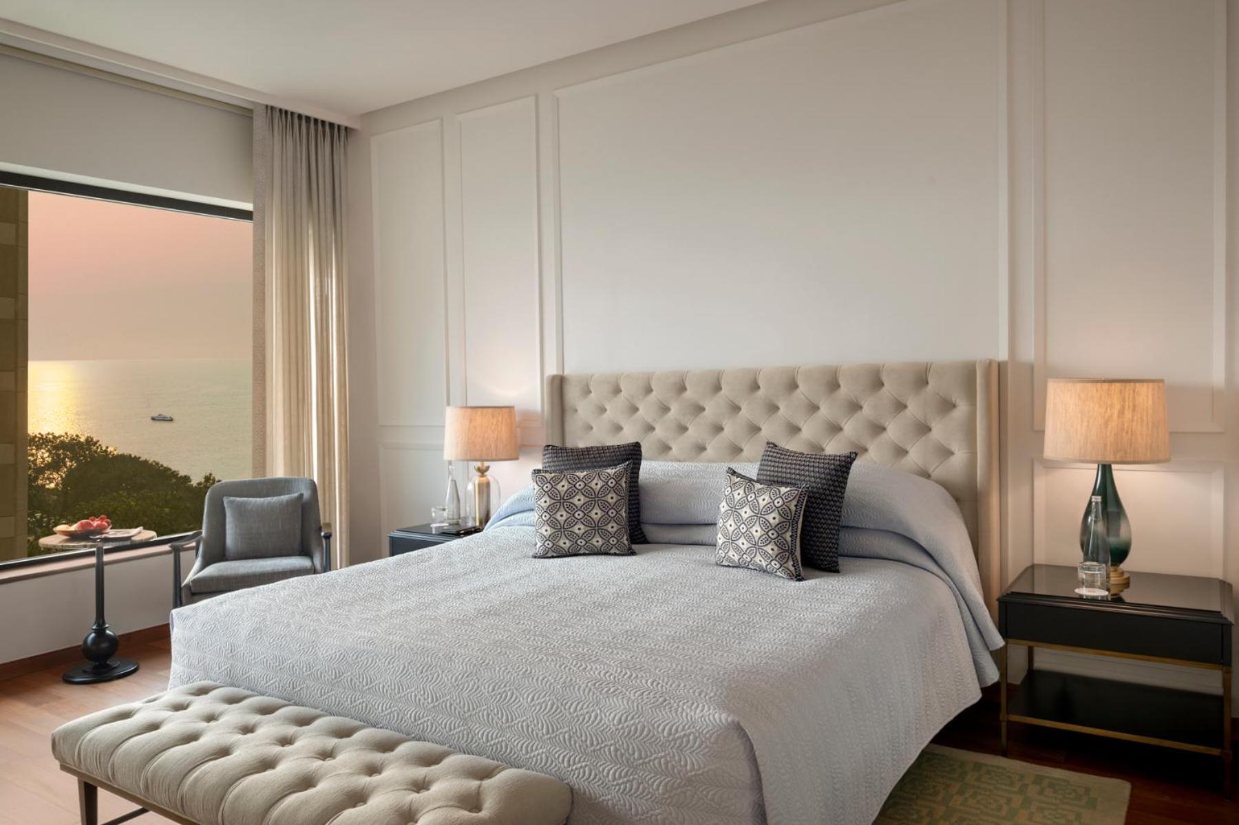 Premier Bay View Suite - Photo 1