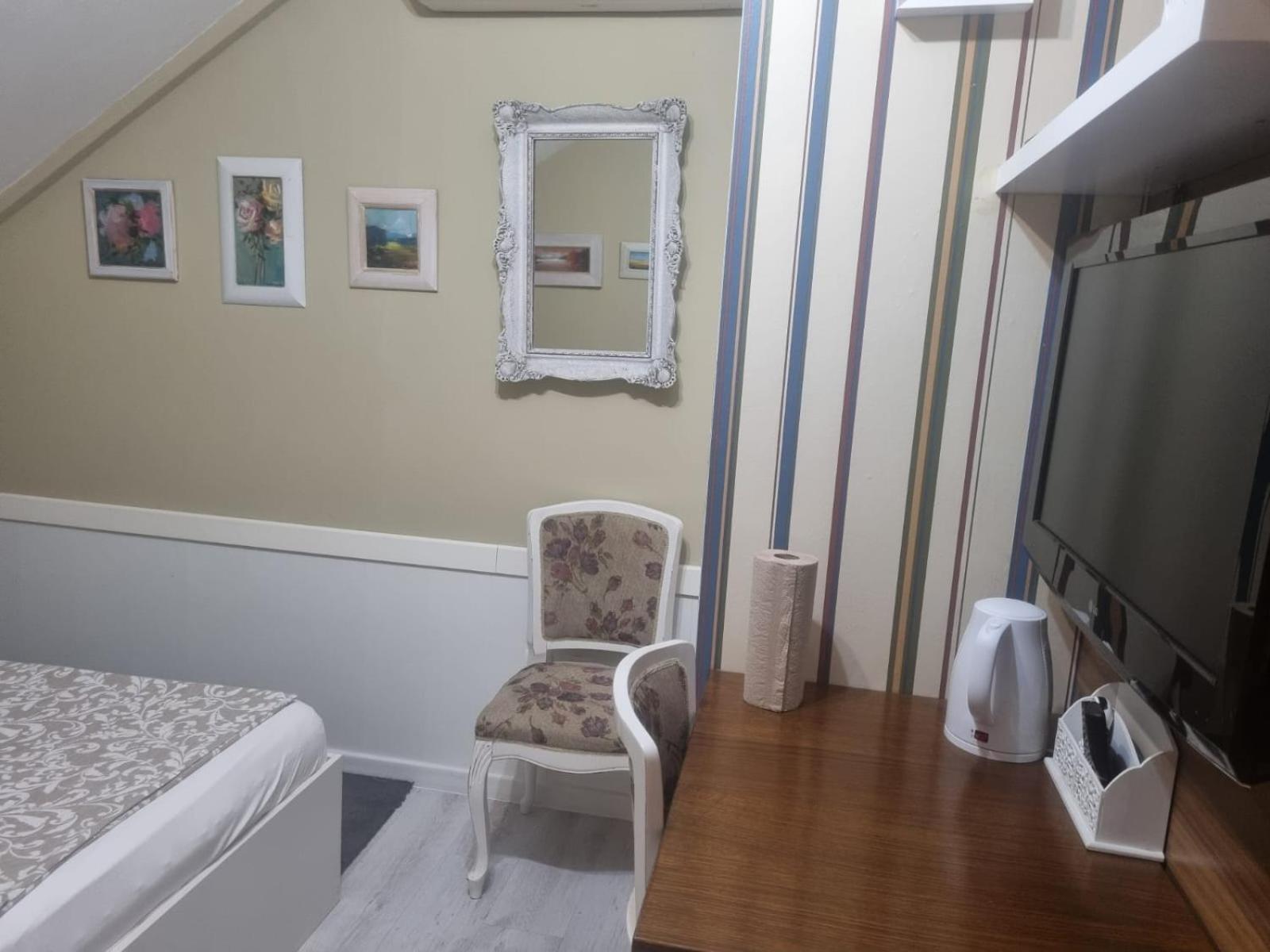 Double Room photo 3