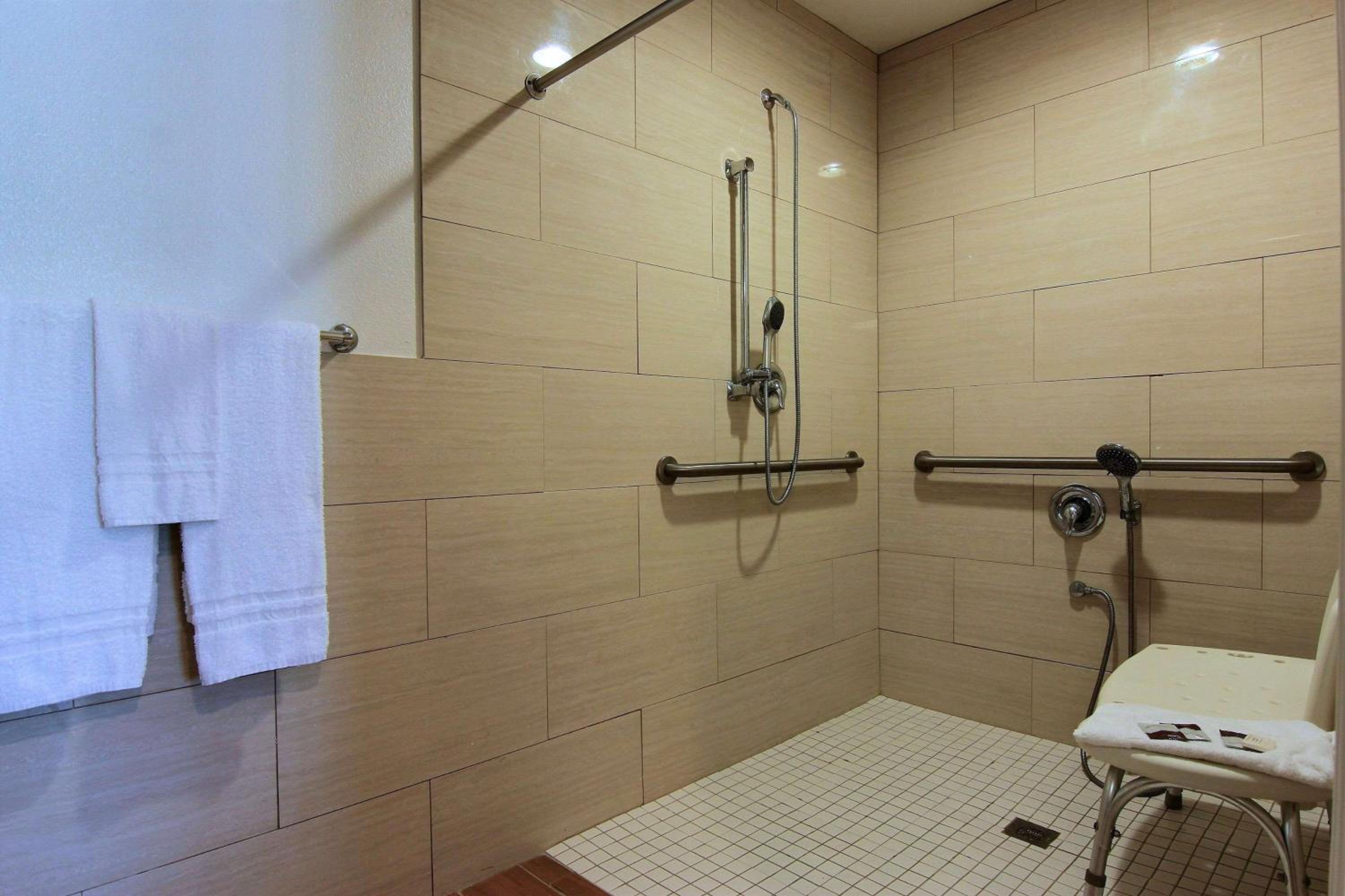 Queen Room with Two Queen Beds - Disability Access - Roll In Shower photo 2