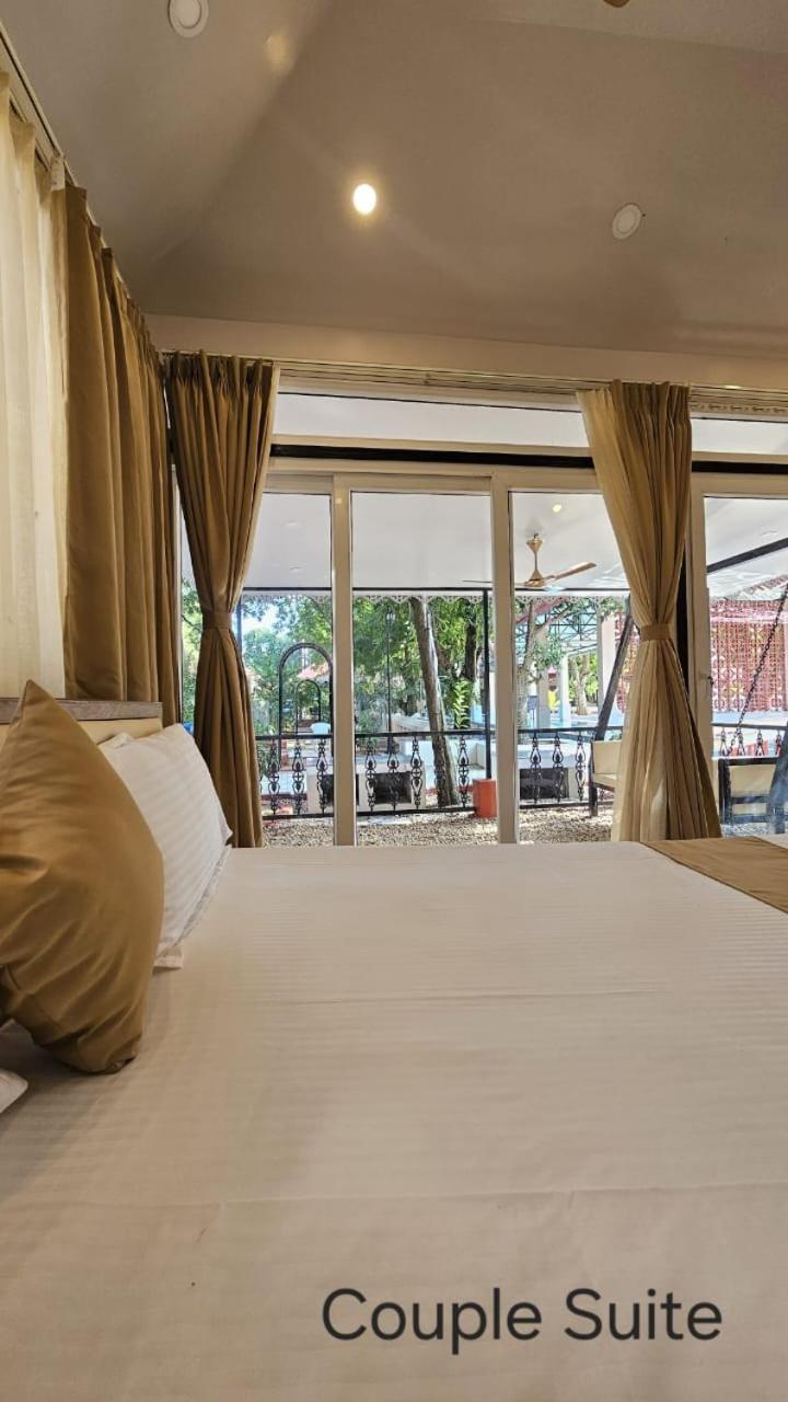 Suite with Garden View - Photo 2