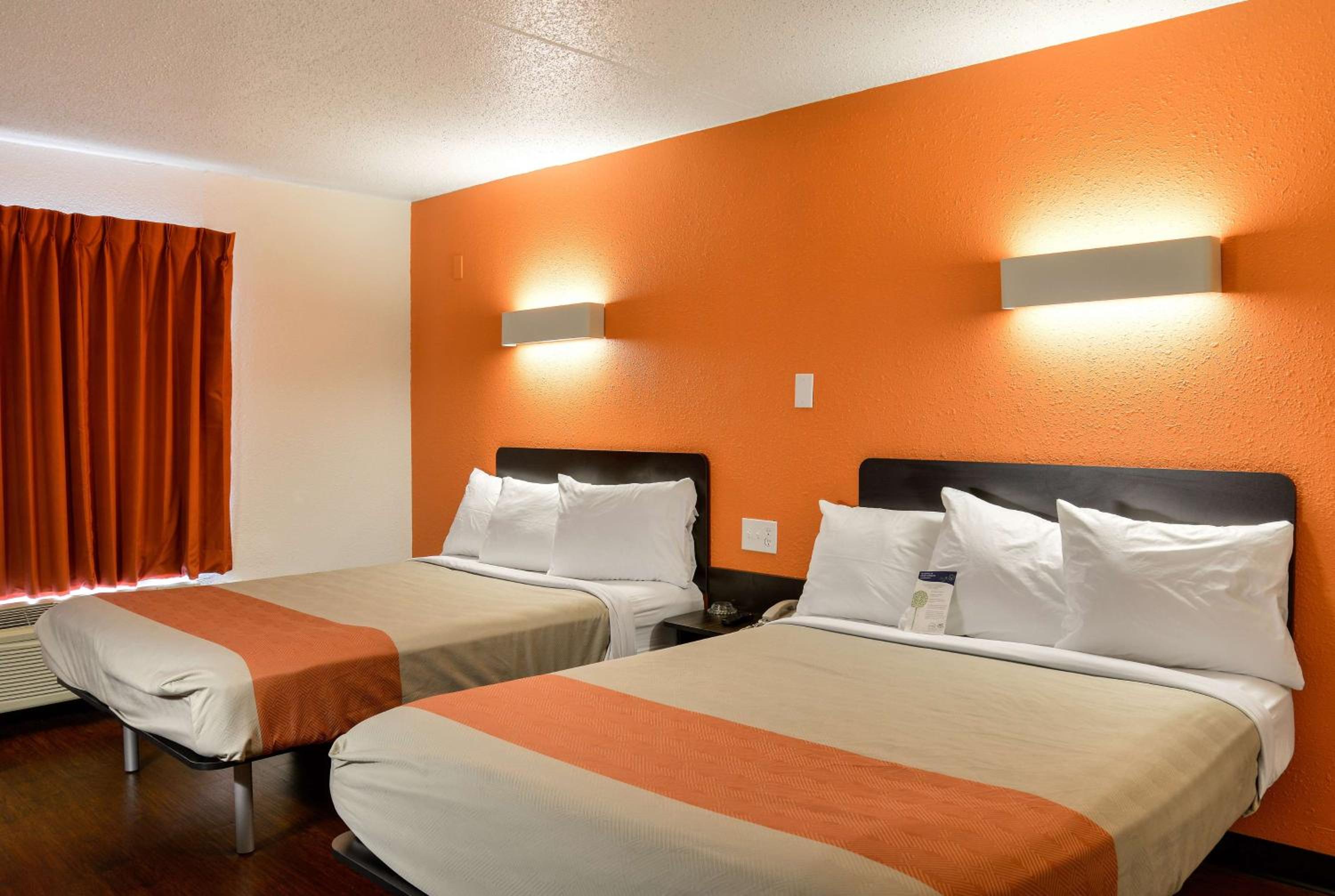 Deluxe Quadruple Room - Non-Smoking photo 1