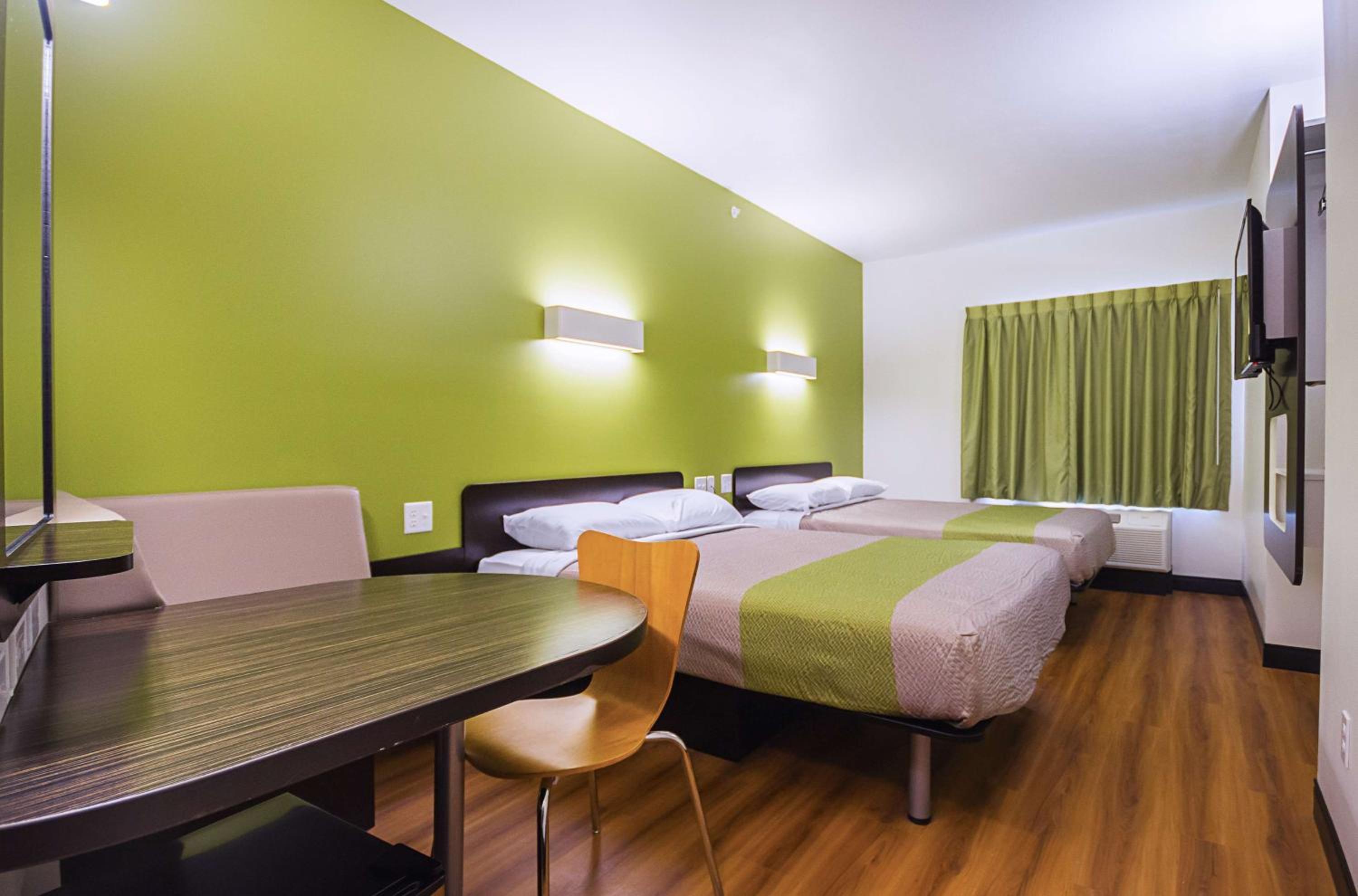 Deluxe Queen Room with Two Queen Beds - Non-Smoking photo 1