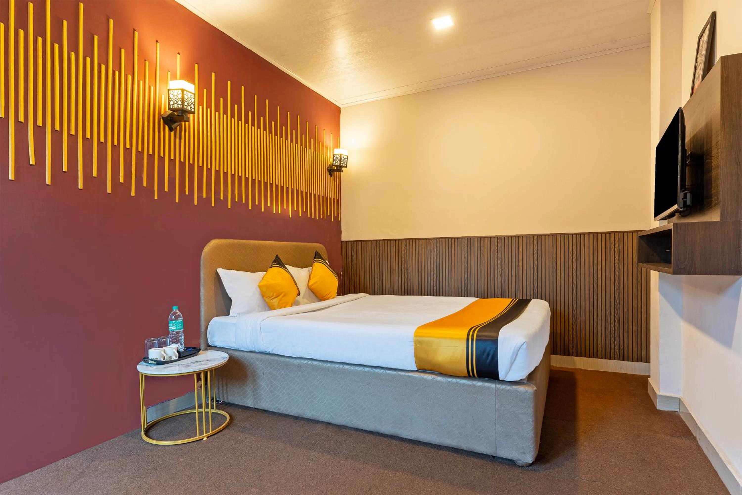 Spacious Premium Room with Living Area