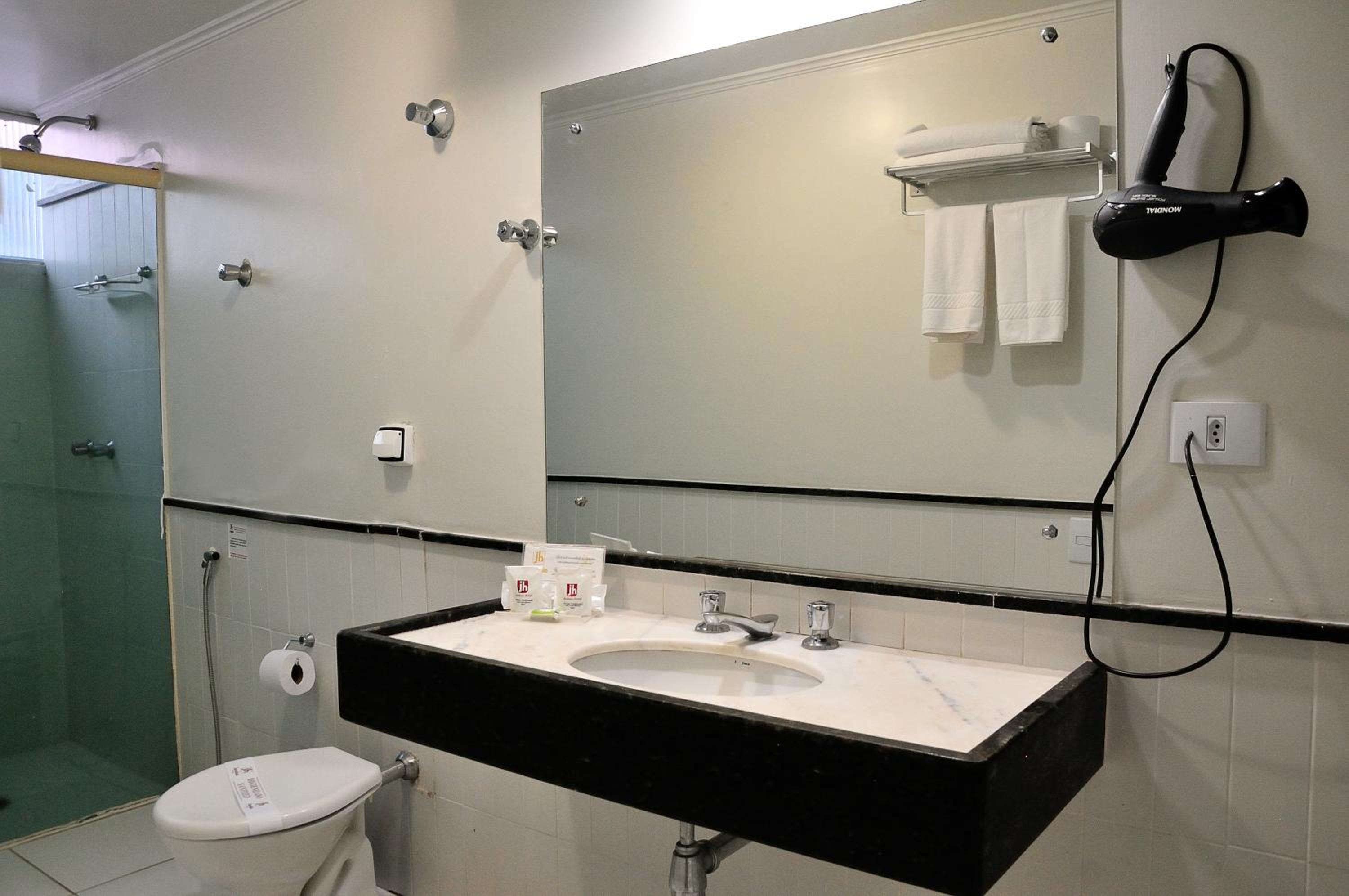 Double Room - Disability Access photo 3