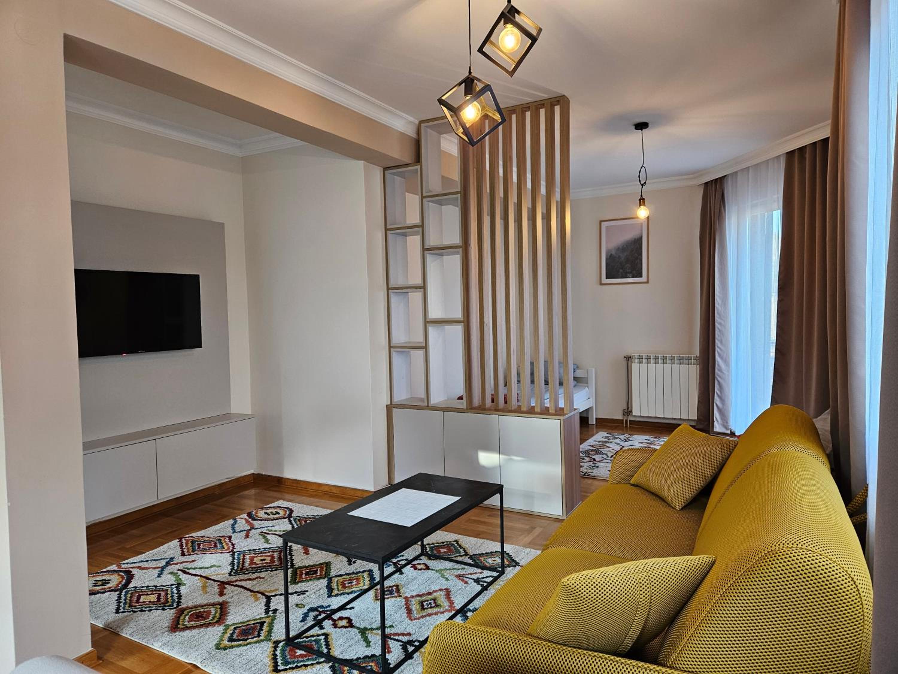 Apartment photo 1