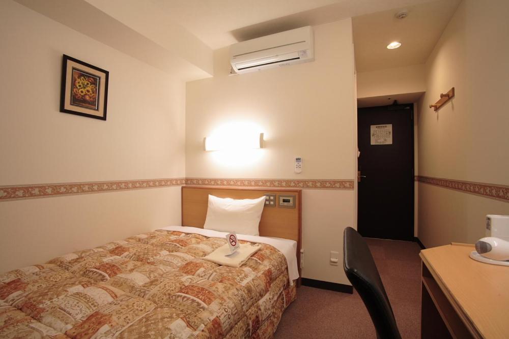 Single Room - Non-Smoking - Photo 3