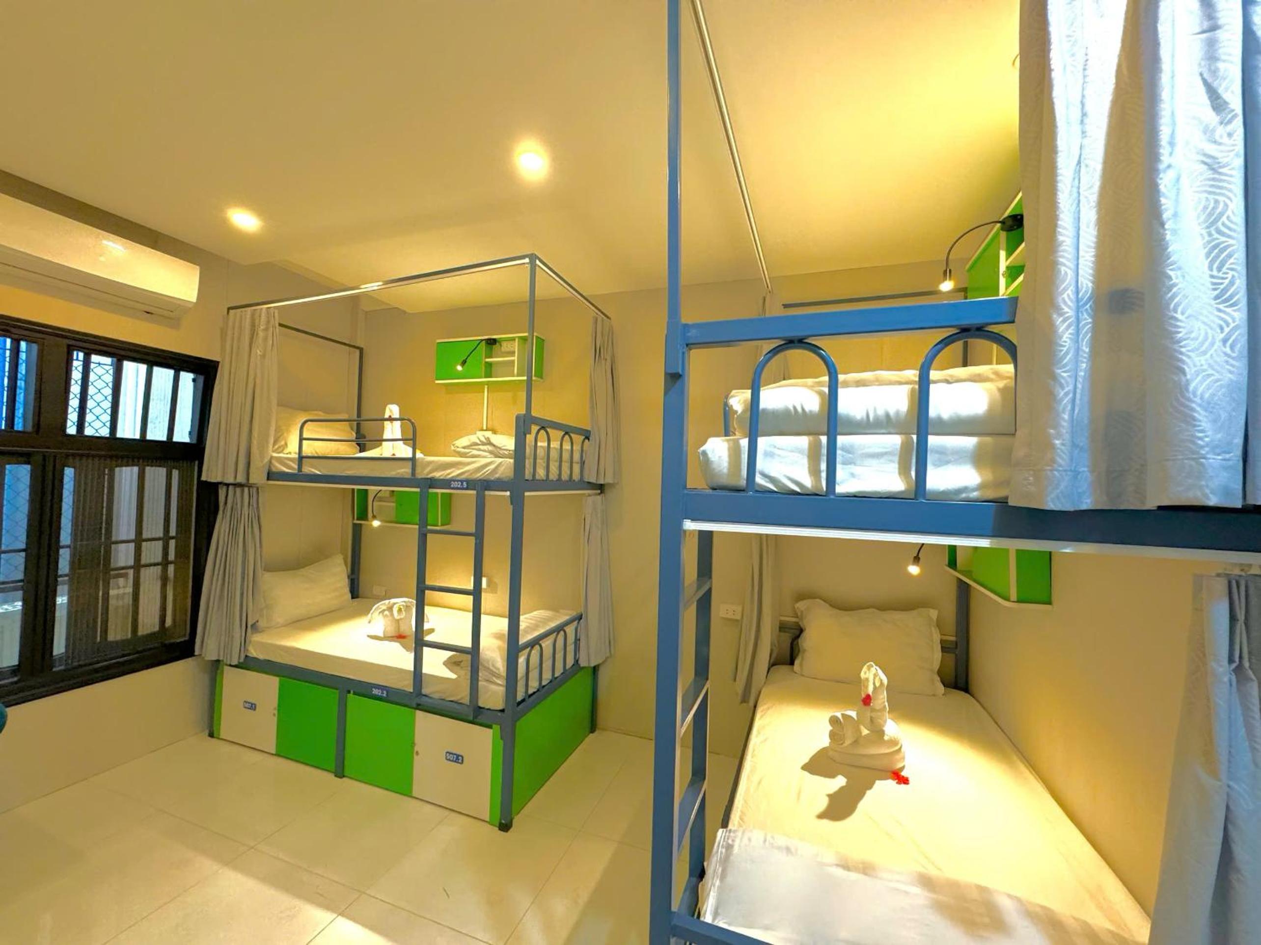 Bed in 4-Bed Mixed Dormitory Room