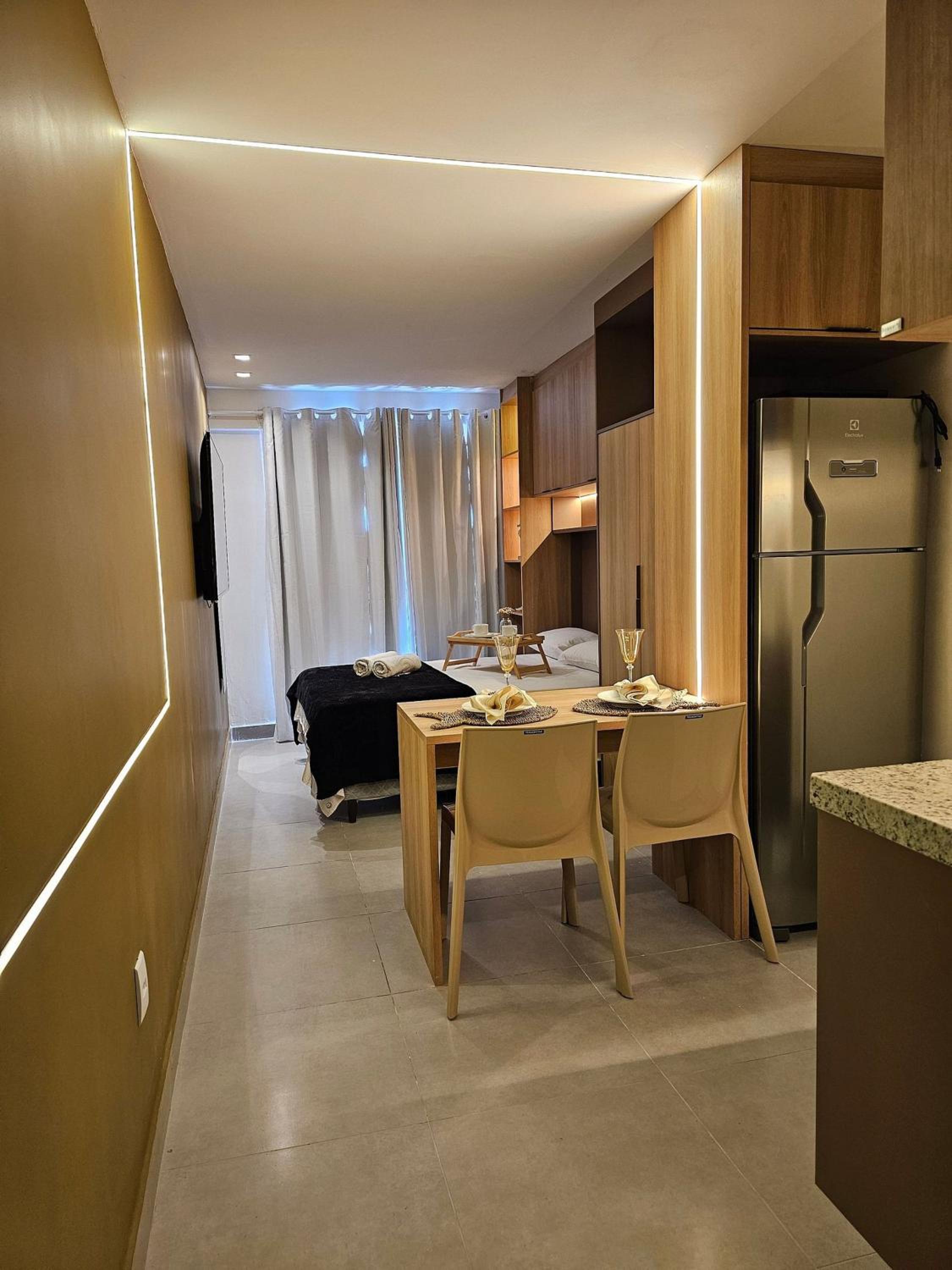 Deluxe Studio