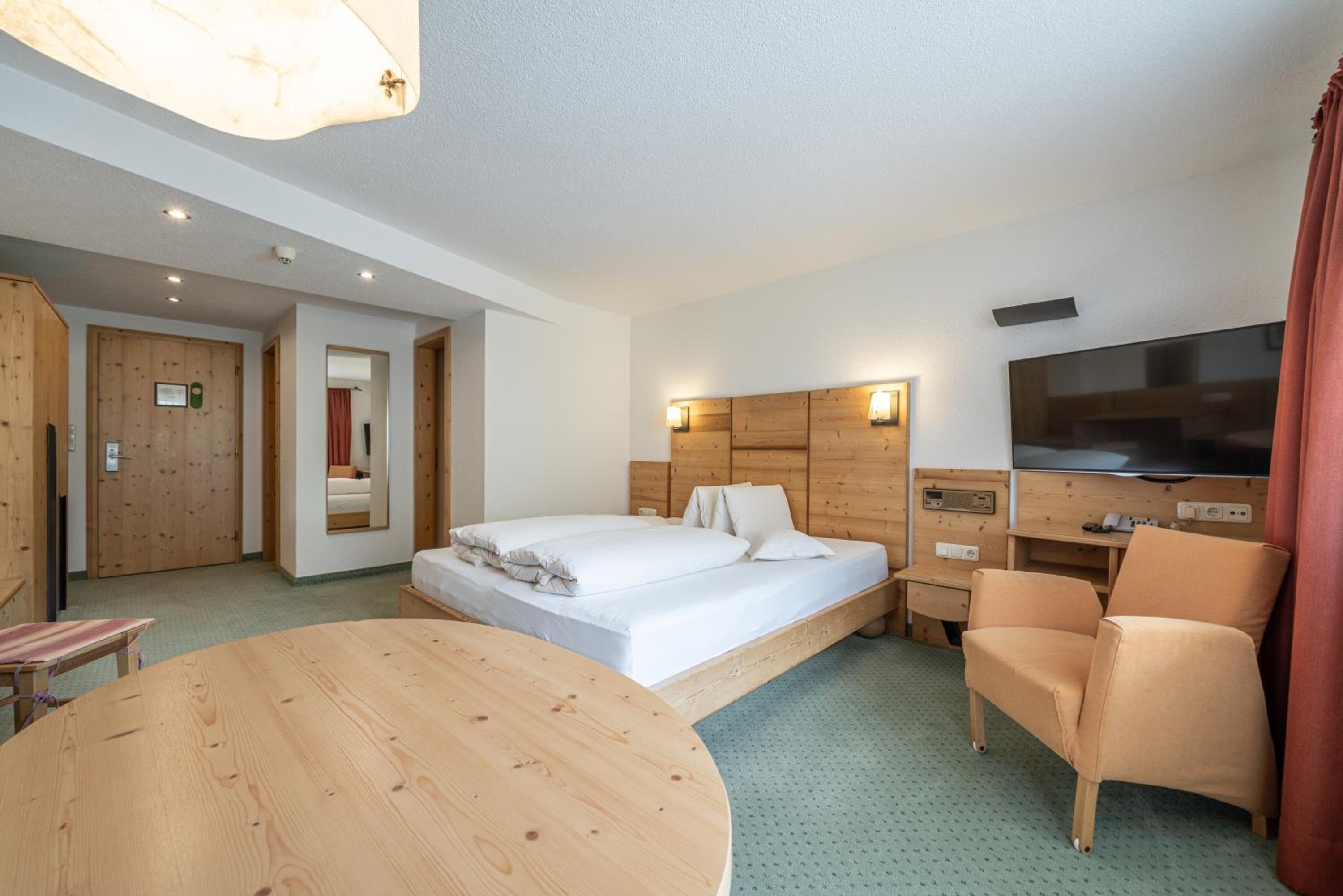 Double Room with Mountain View