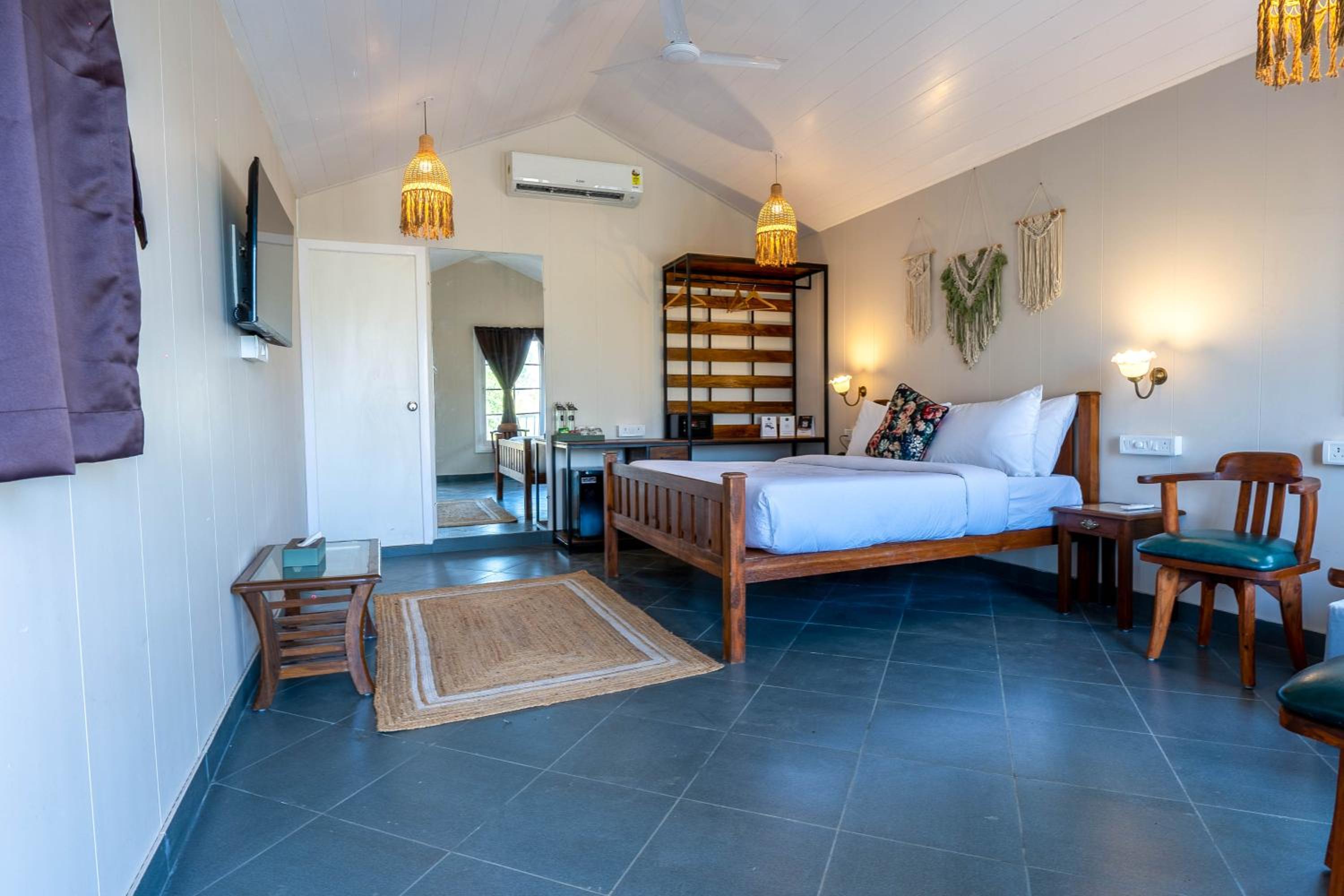 Double Room with Lake View