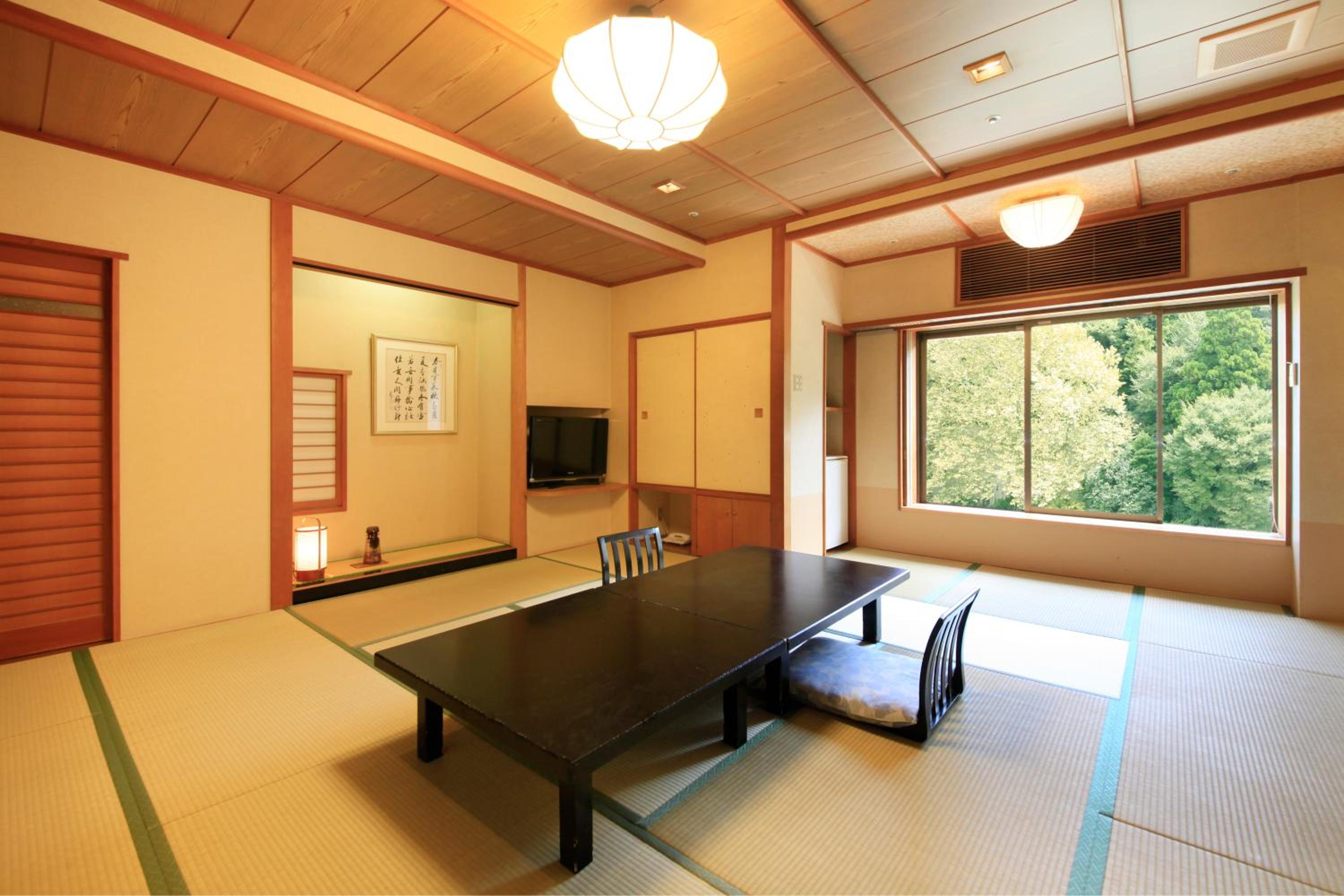Japanese-Style Room - Breakfast + Dinner Included photo 2
