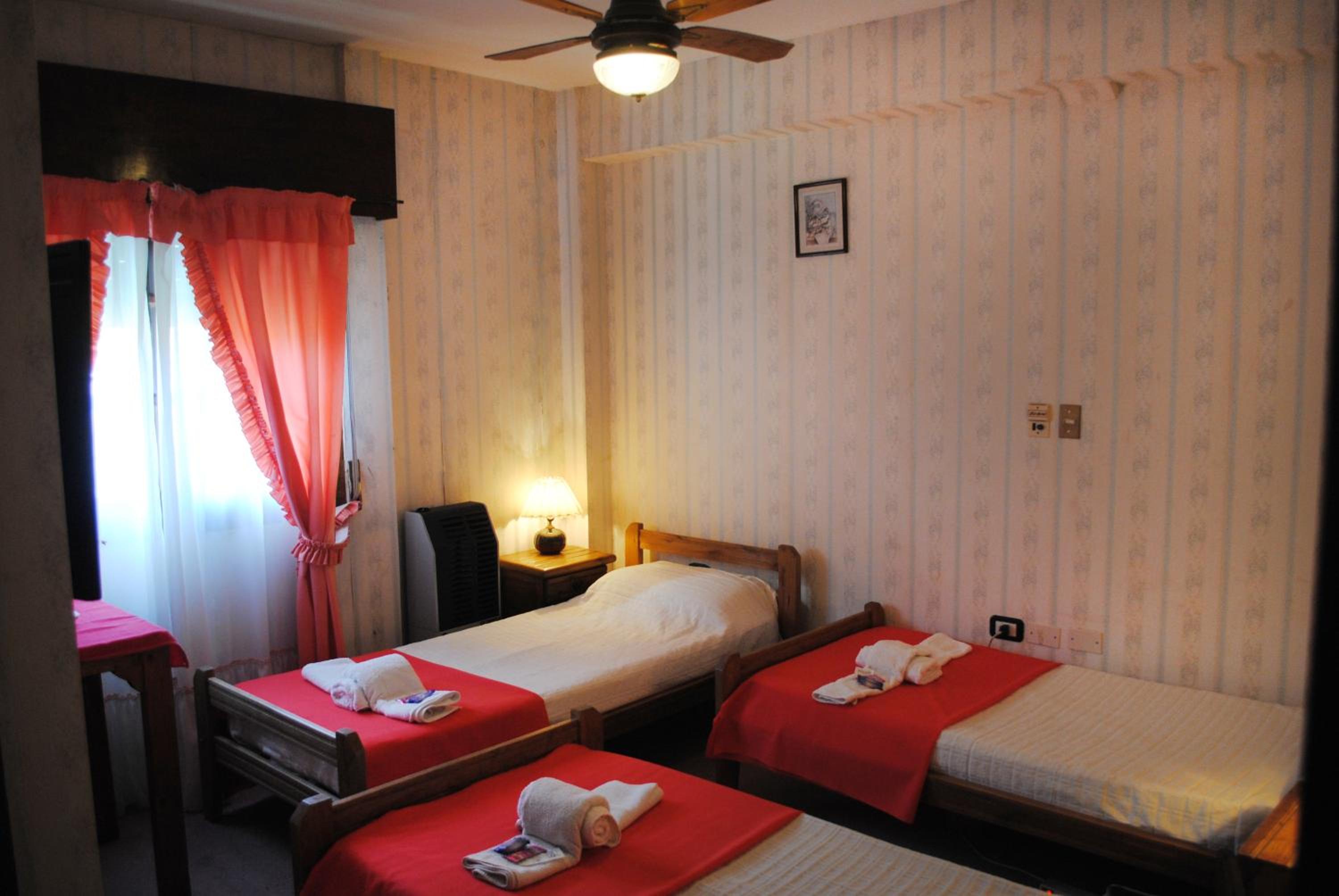 Standard Triple Room photo 3