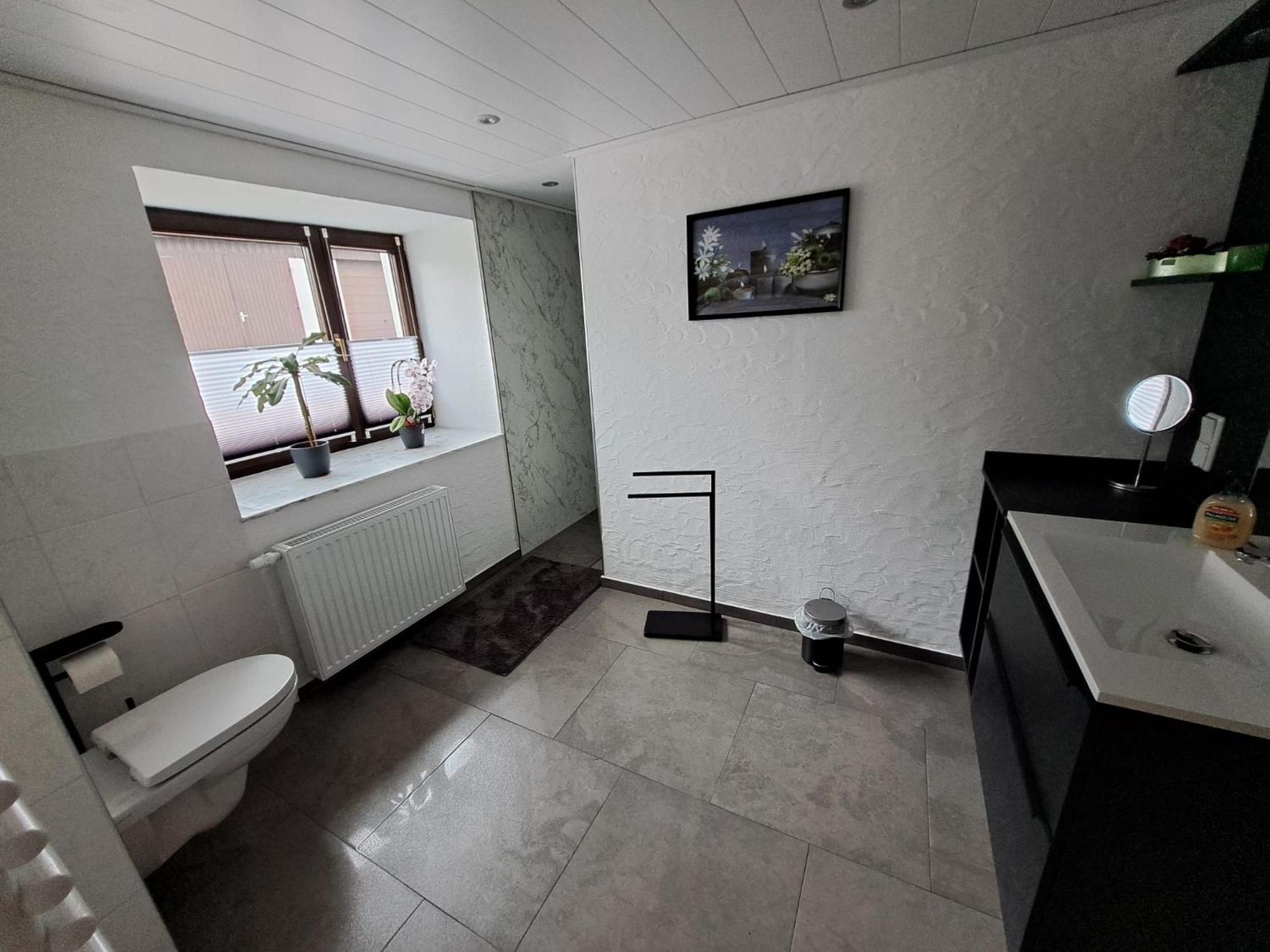 Apartment - Ground Floor photo 2