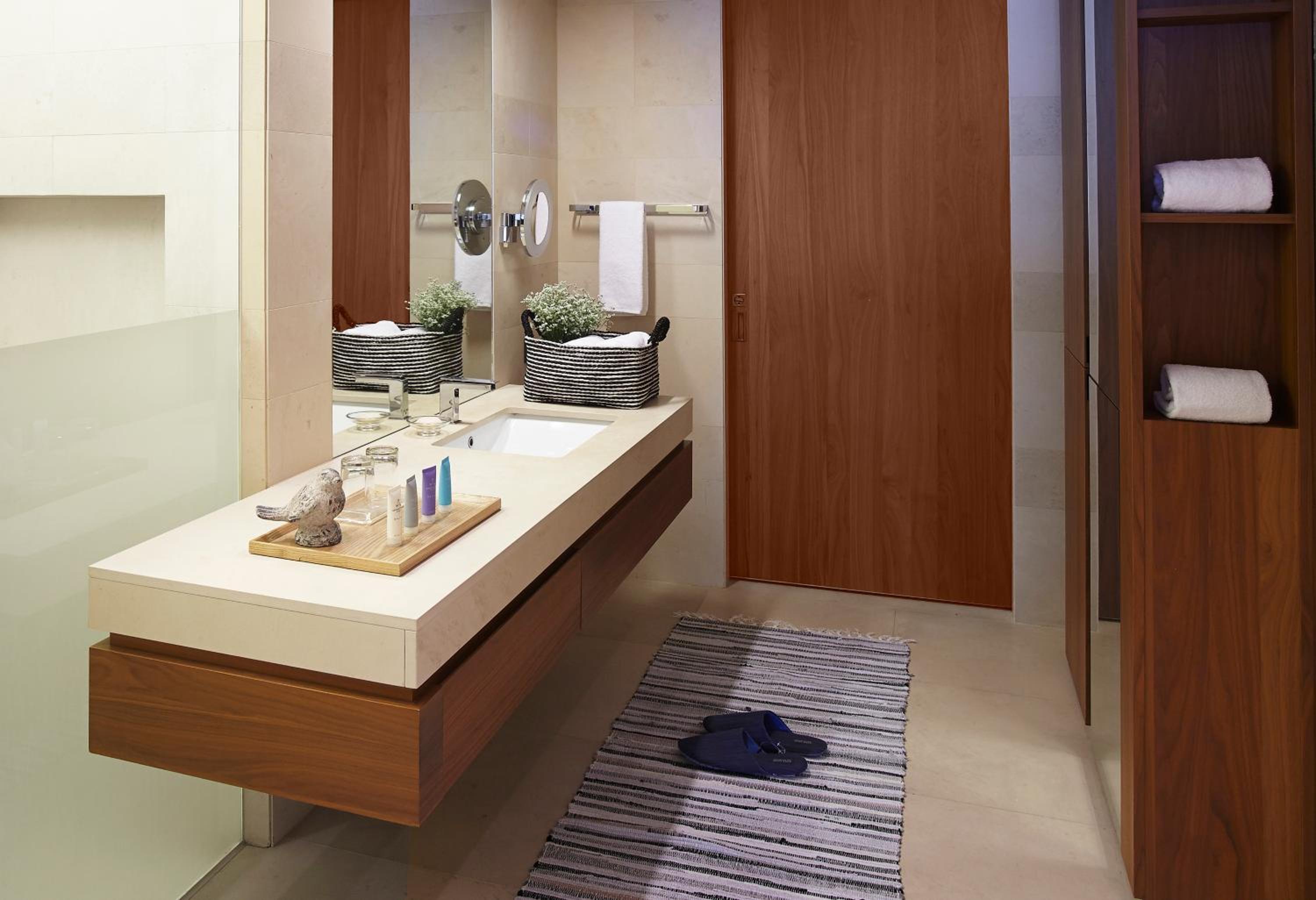 Superior Suite (6 Adults) photo 2