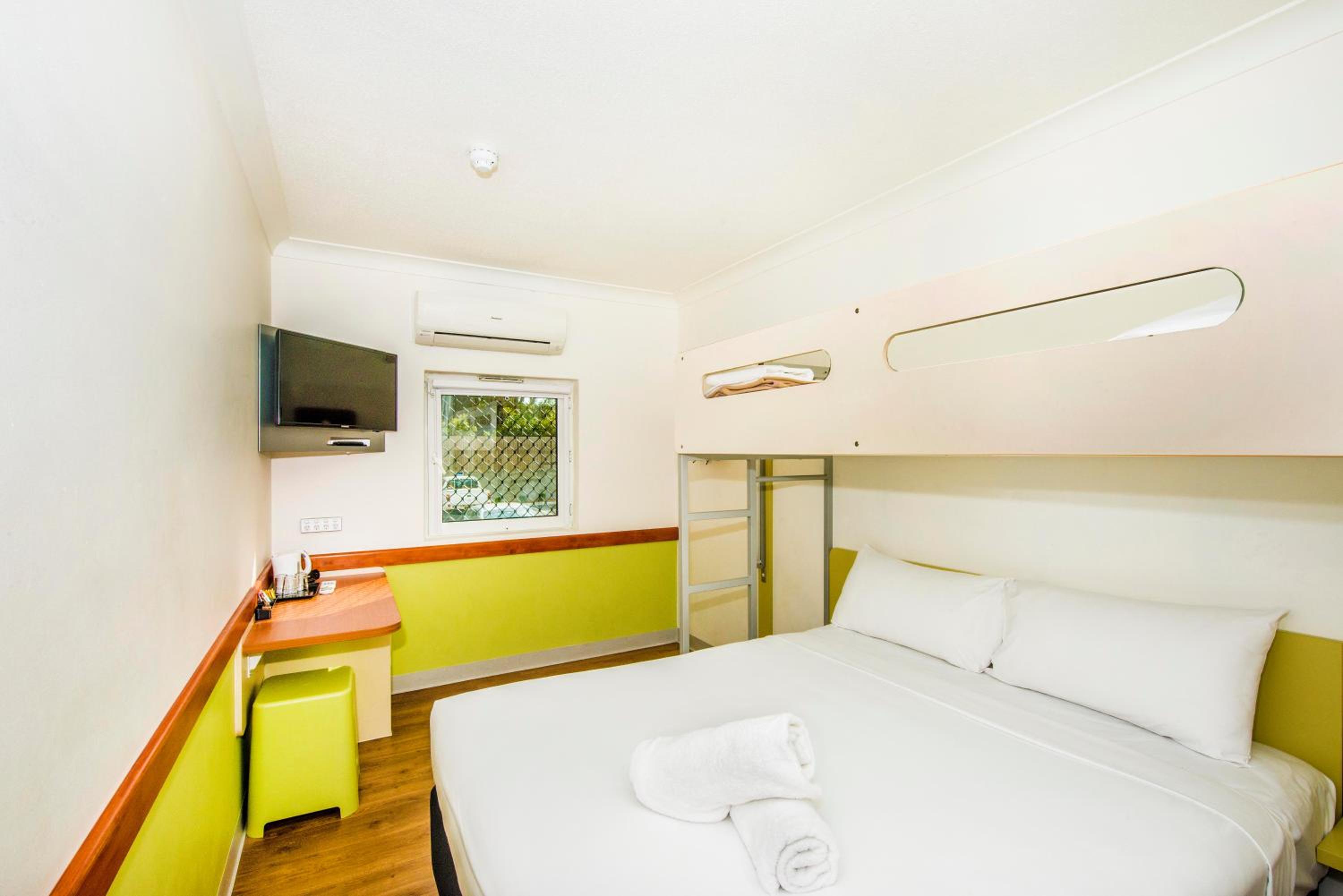Standard Queen Room with Bunk Bed