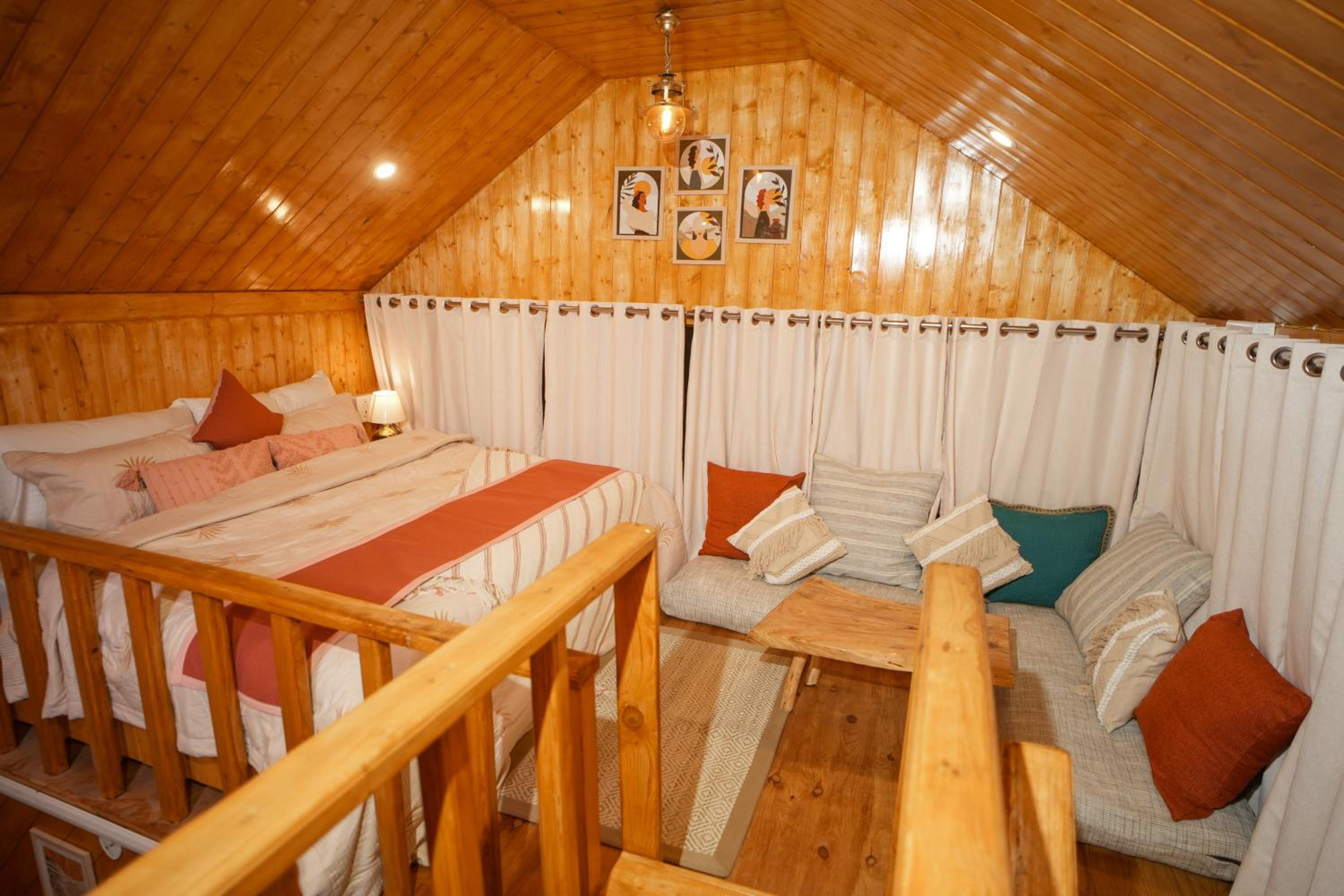 Luxury Quadruple Room photo 2