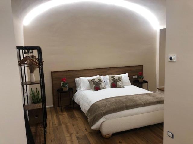 Deluxe Room (2 Adults + 1 Child) photo 1