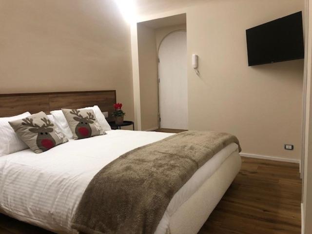 Deluxe Room (2 Adults + 1 Child) photo 2