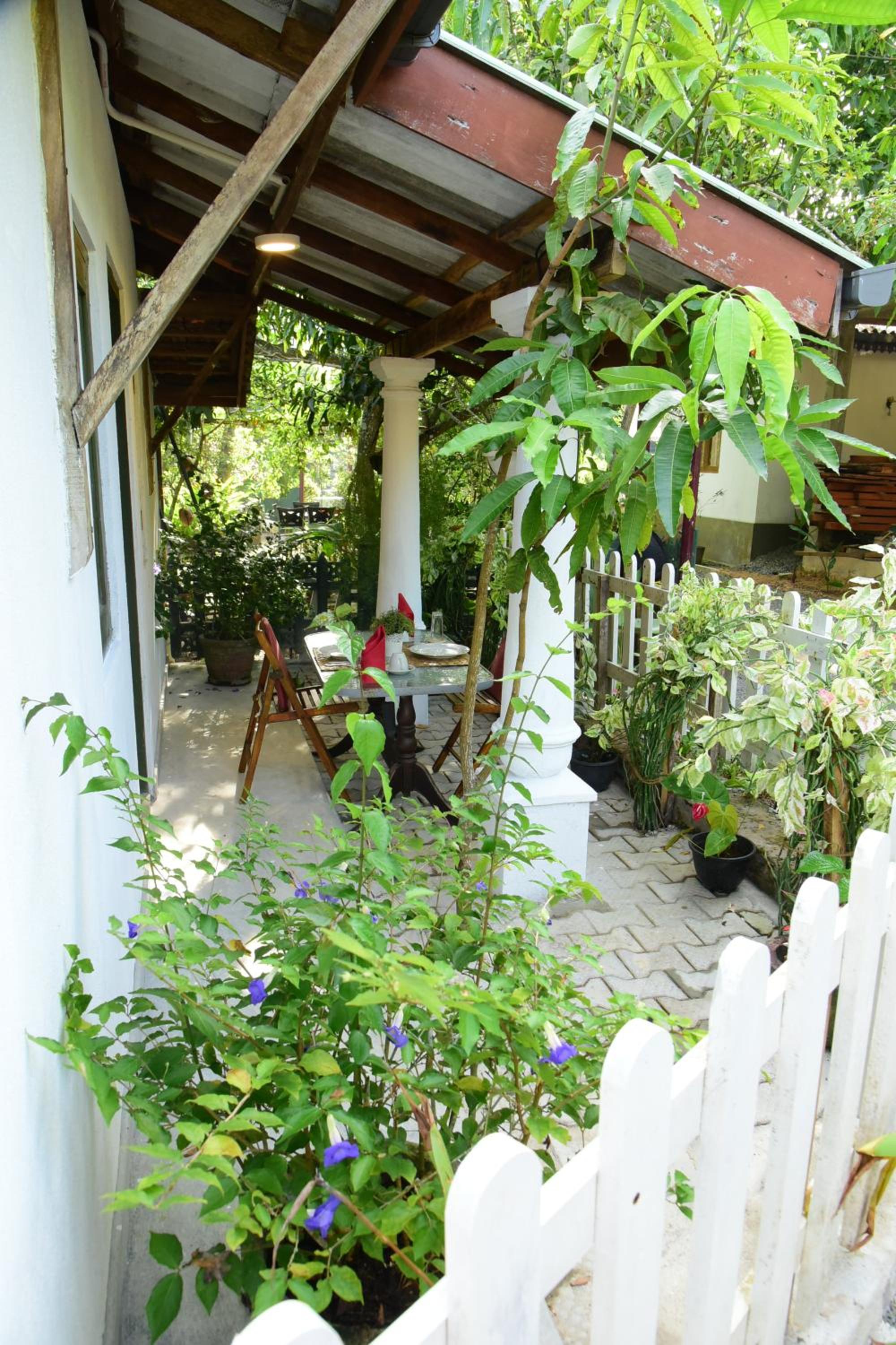 Bungalow with Patio photo 3