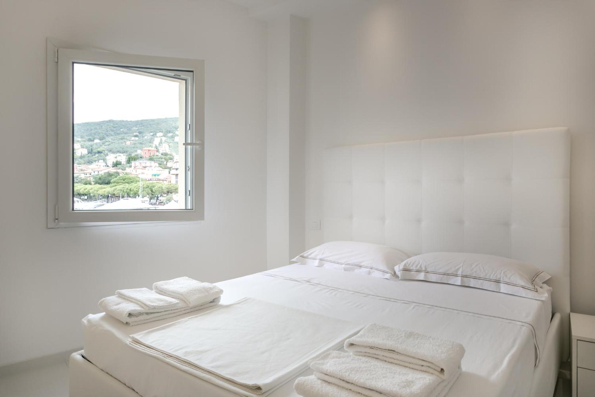 Double Room with Sea View photo 1