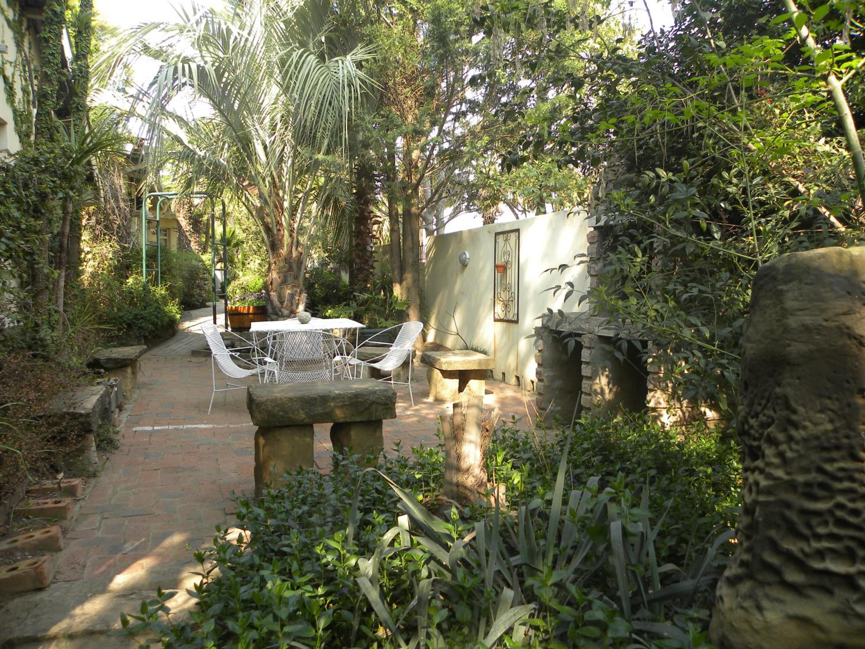 Deluxe Double Room with Balcony photo 3