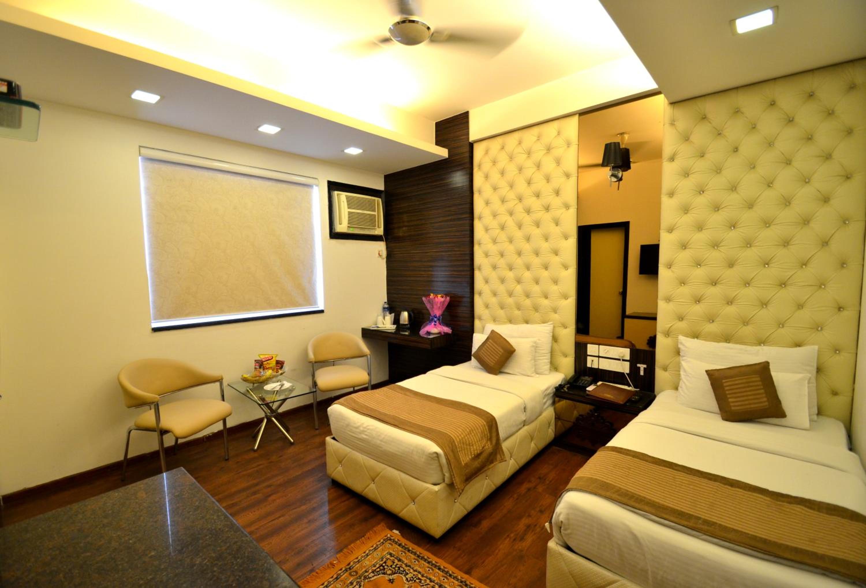 Premium Double or Twin Room photo 3