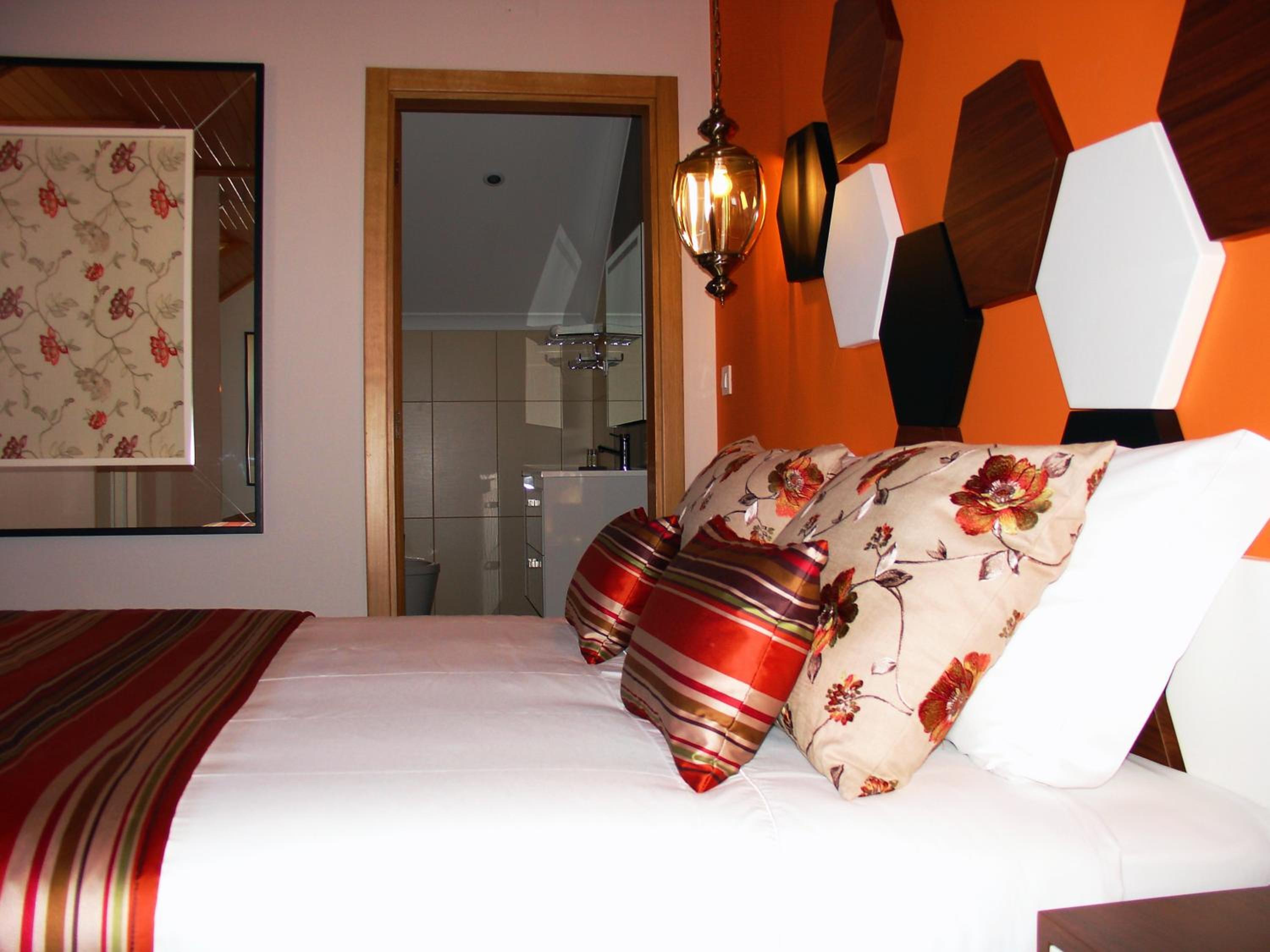 Deluxe Double or Twin Room photo 2