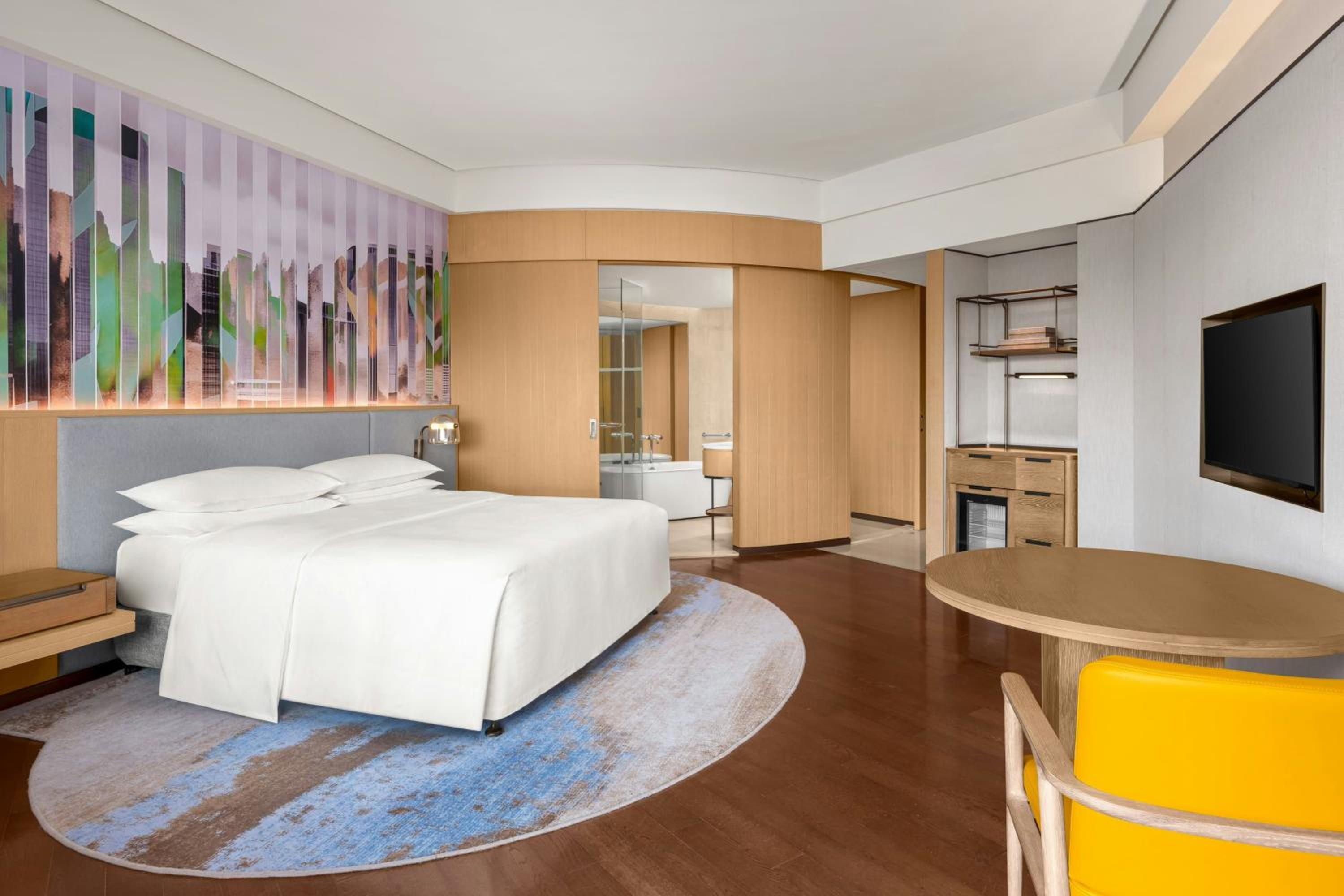 Superior King Room with Balcony