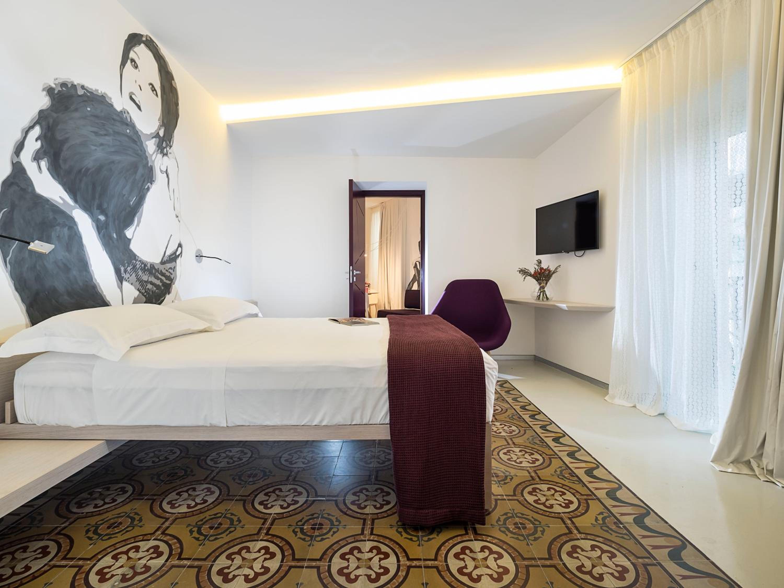 Standard Suite